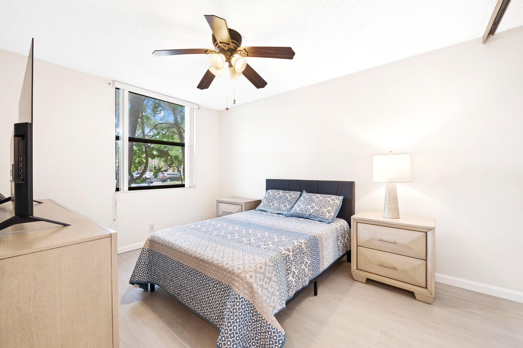 APPLEWOOD VILLAGE IV - Residential