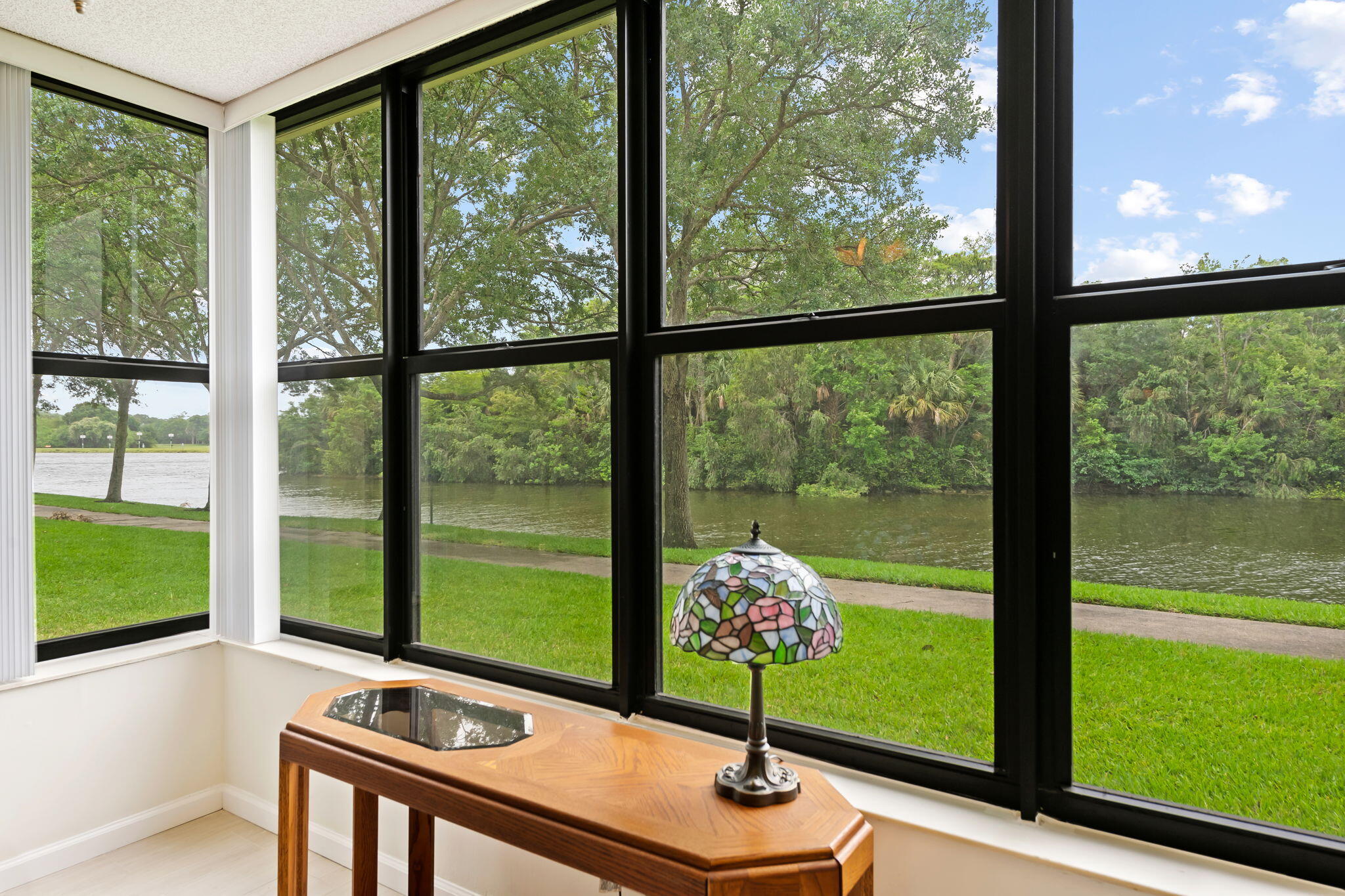 APPLEWOOD VILLAGE IV - Residential