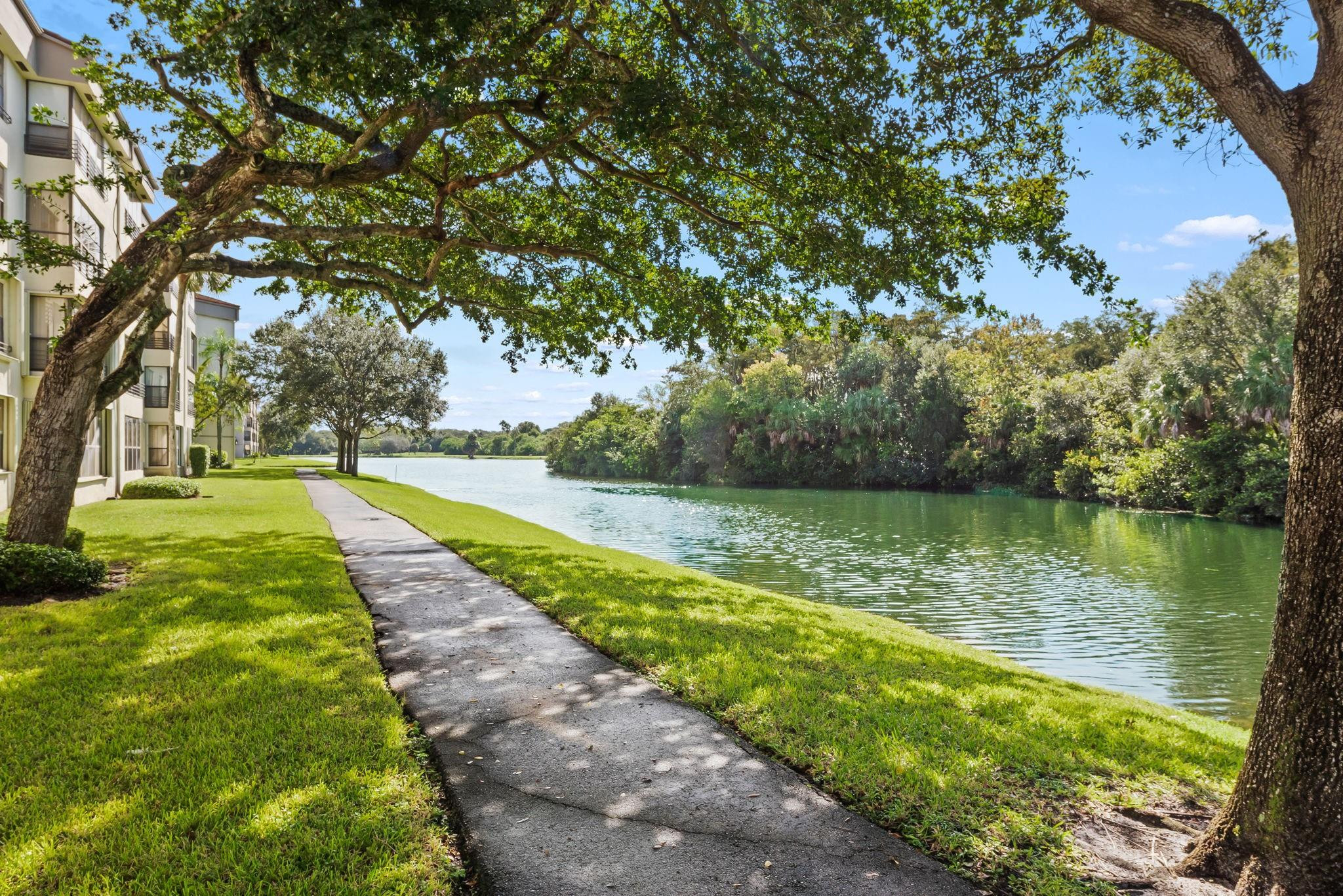 2908 Carambola Circle 101-b