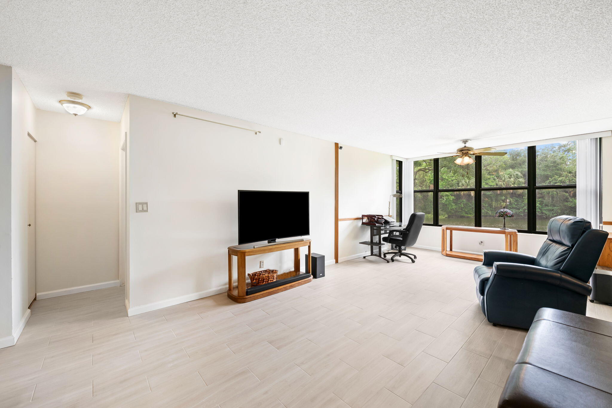 APPLEWOOD VILLAGE IV - Residential