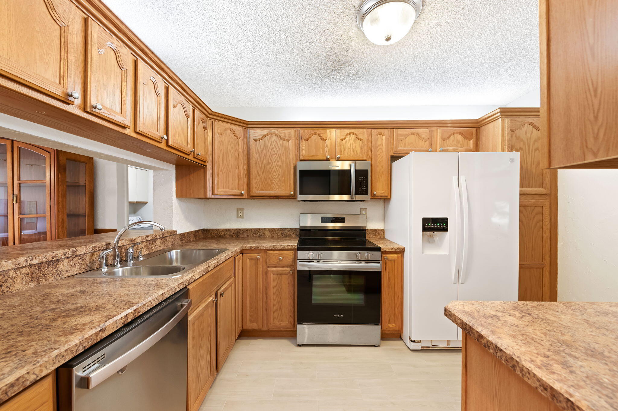 APPLEWOOD VILLAGE IV - Residential