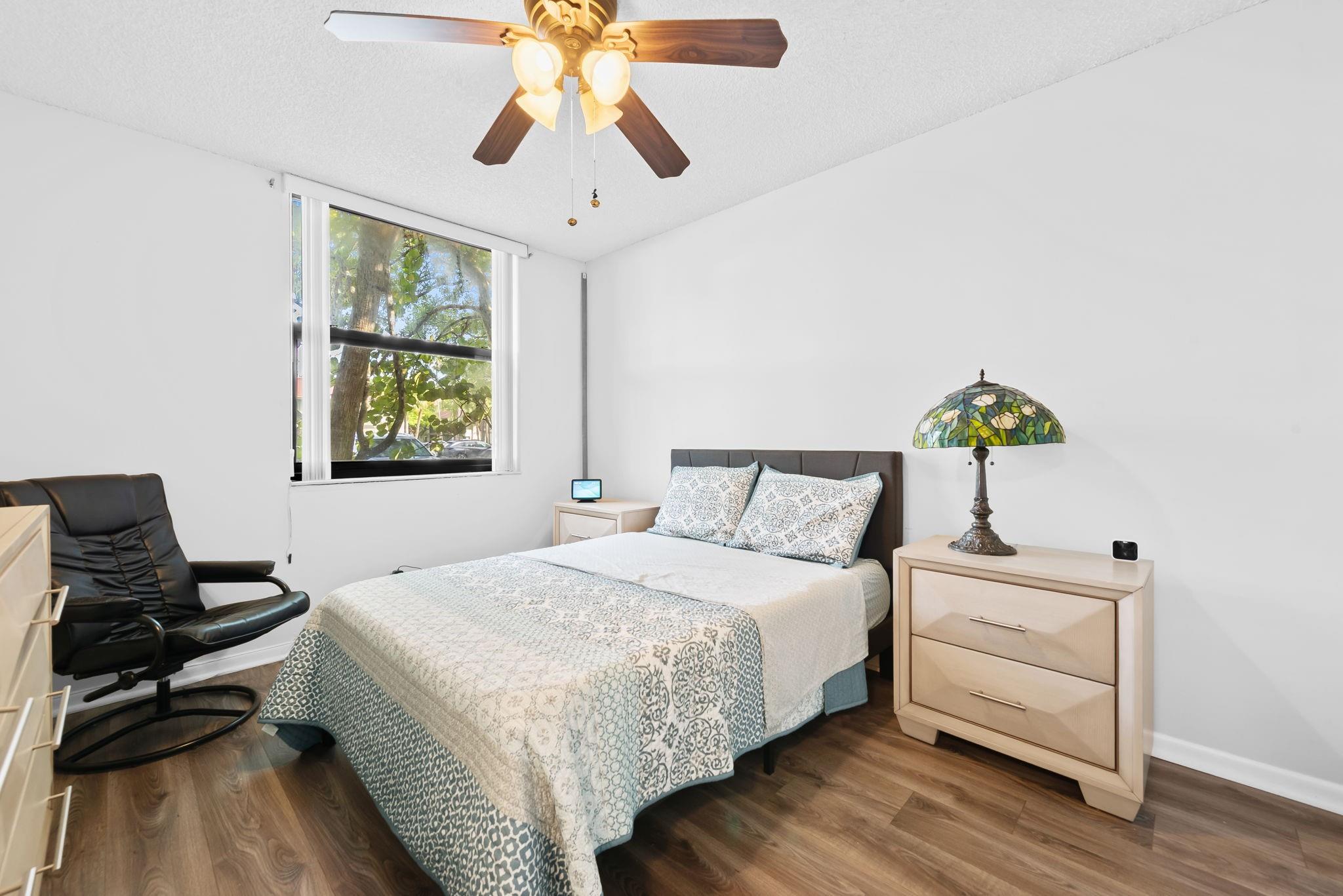 APPLEWOOD VILLAGE IV - Residential