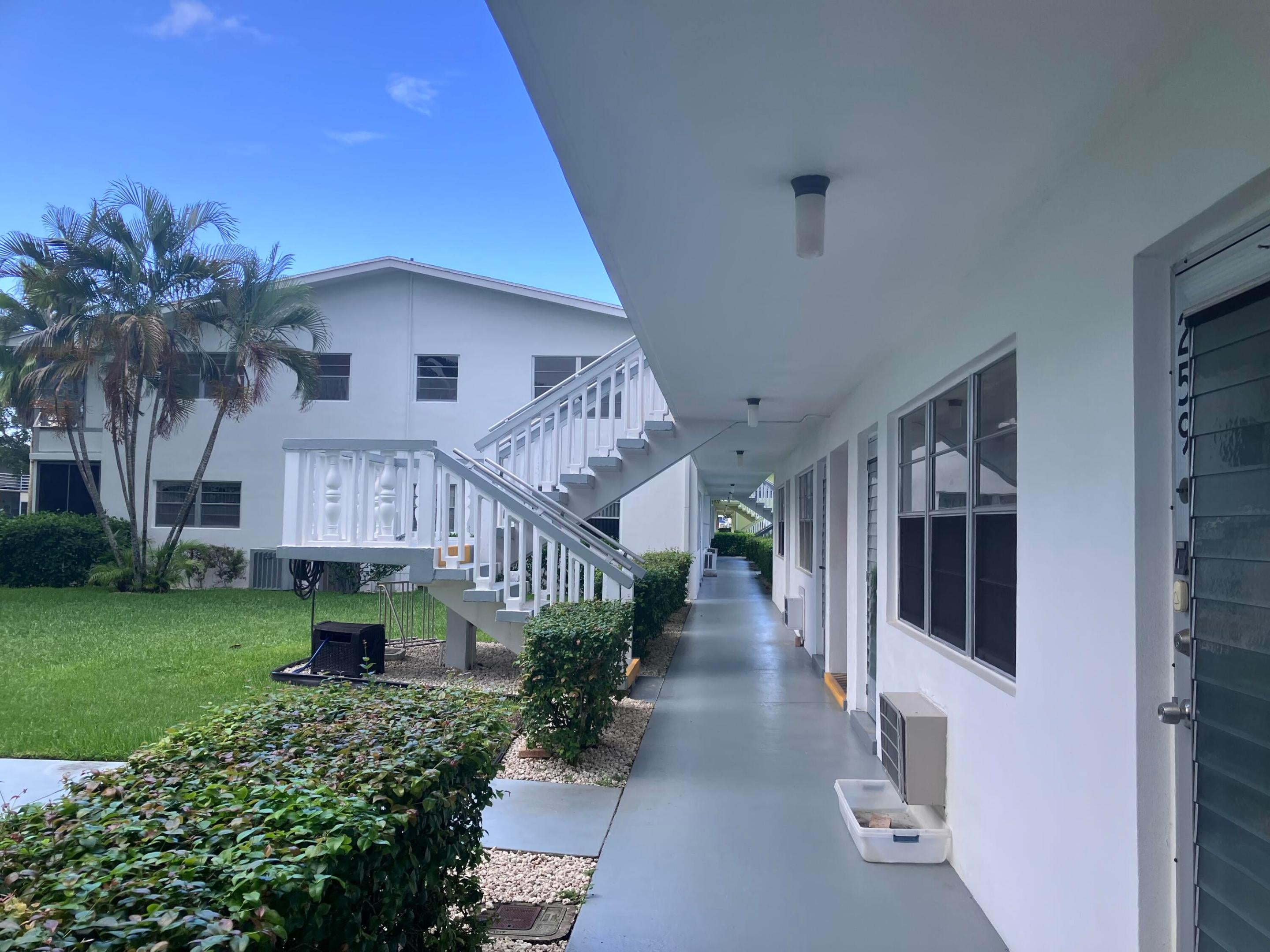 View photos, virtual tours, details... 275 Windsor L