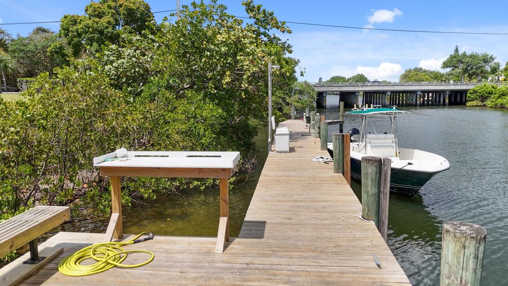 Photo of 510 Prosperity Farms Road #4b, North Palm Beach, FL 33408 (MLS # R11117473)