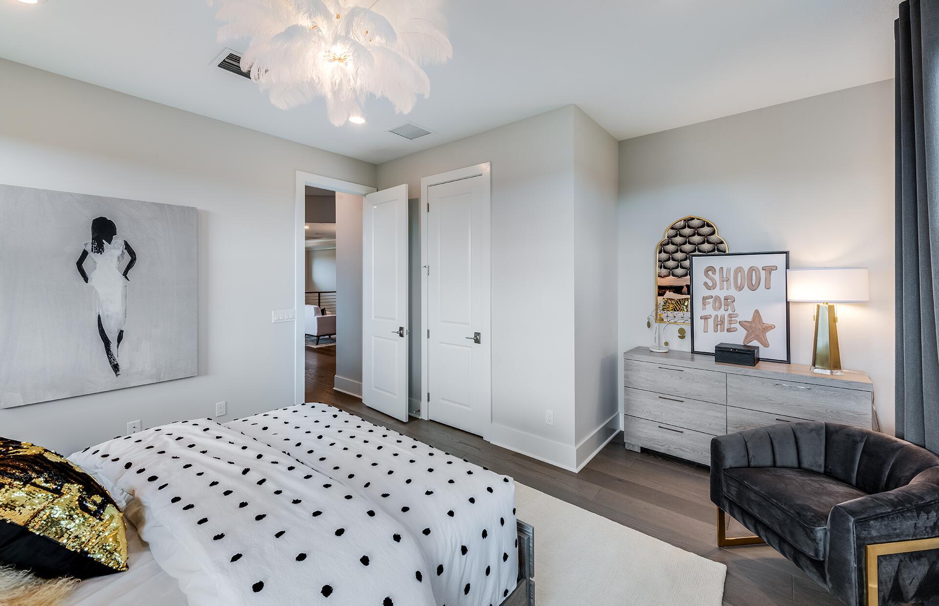 BRIDGEWATER - Residential