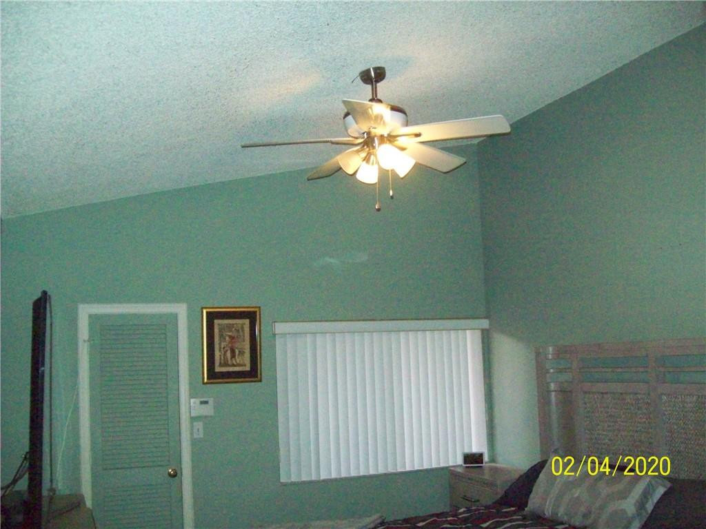 Pines of Oakland Forest W - Residential