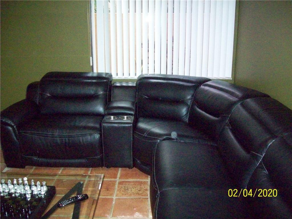 Pines of Oakland Forest W - Residential