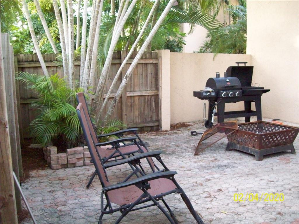 Pines of Oakland Forest W - Residential