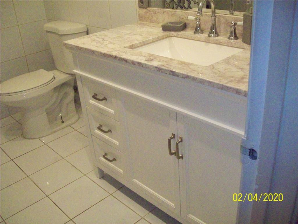 Pines of Oakland Forest W - Residential