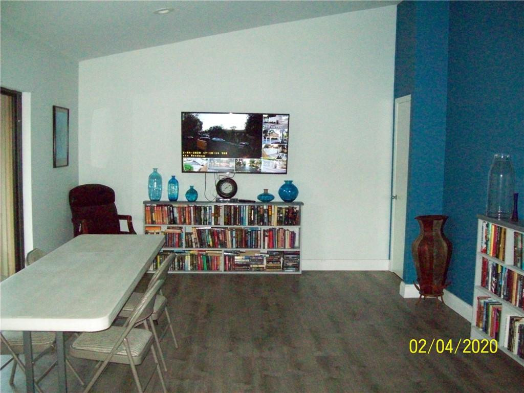 Pines of Oakland Forest W - Residential