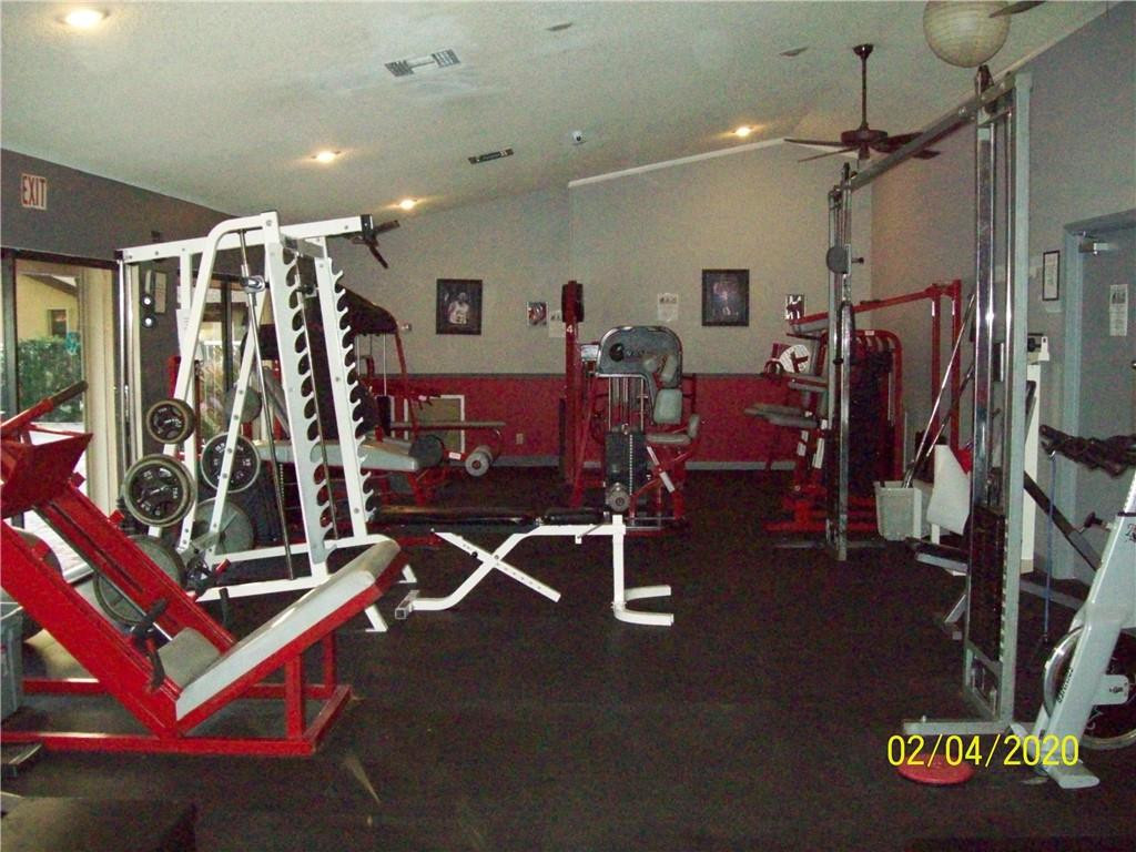 Pines of Oakland Forest W - Residential