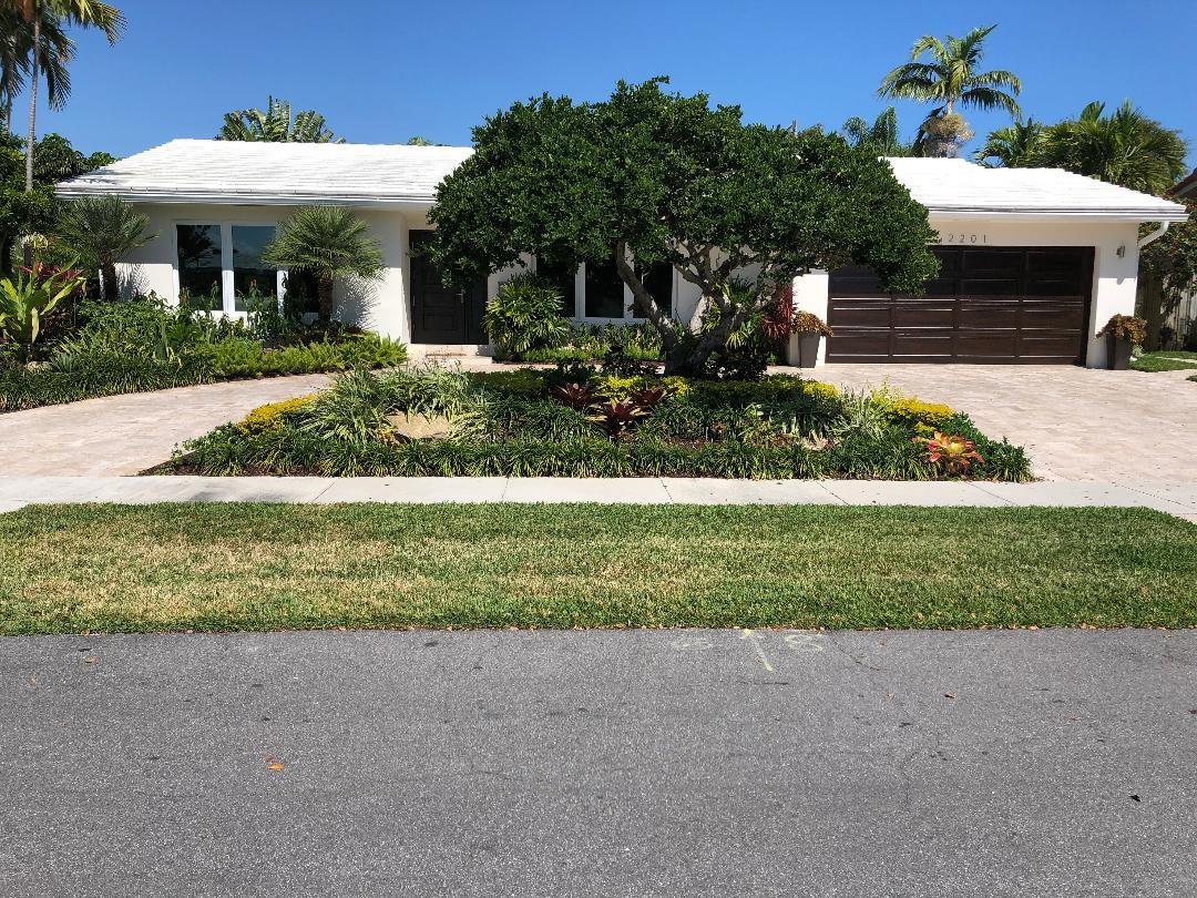 All newly updated, painted, and beautifully furnished in a modern decor.  Large open Living Room, kitchen and family room.  Spacious master suite overlooking beautiful, heated pool.  The outside has been professionally landscaped with covered outside dining area.  Garage is air conditioned.  Furnishings include linens, pots, pans, and dishes.  Pool and yard maintenance provided by landlord.  Located in the SE area near the beach, shopping and airport.  Watch the cruise ships go by.
