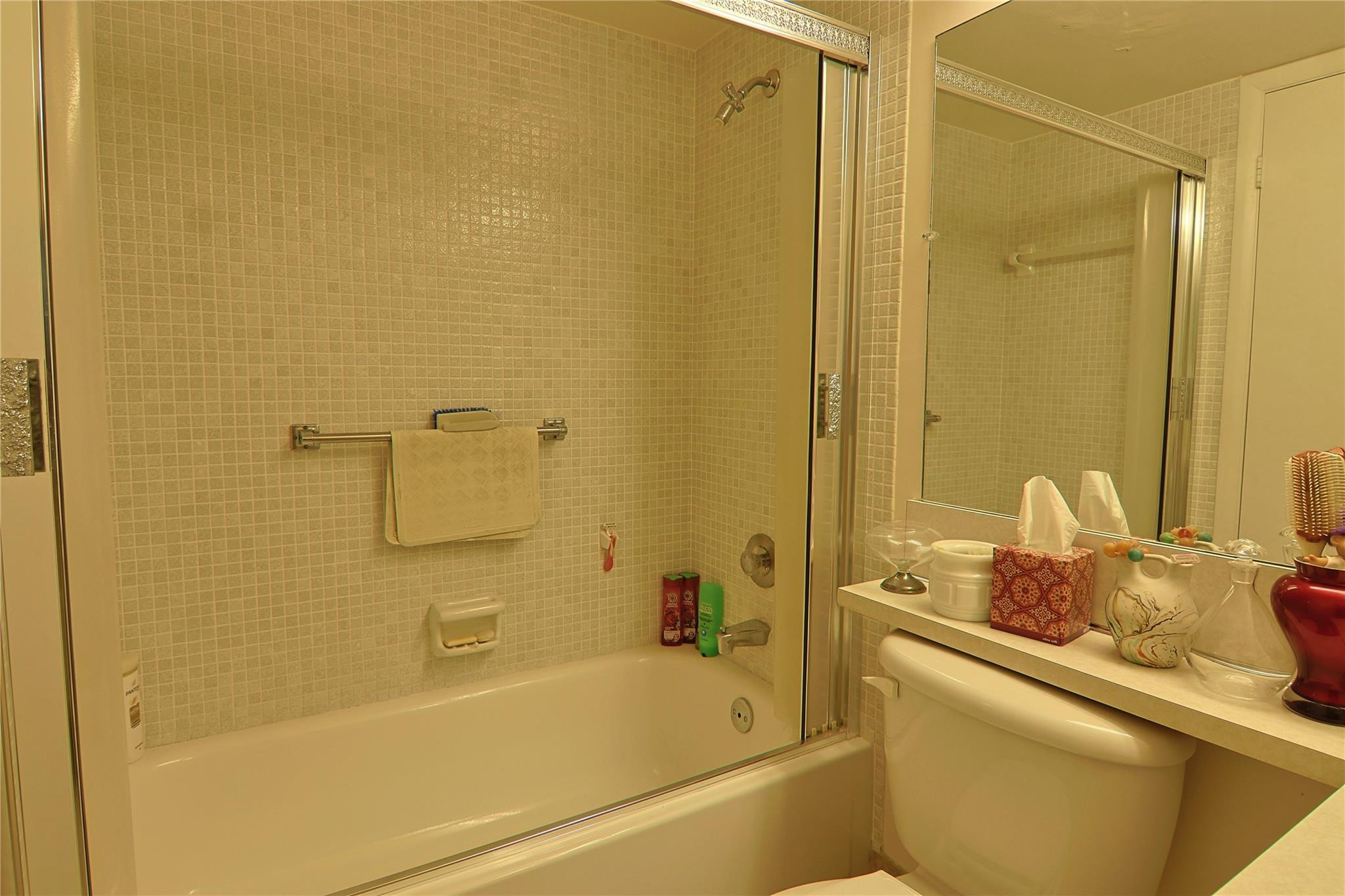 RICHMOND D CONDO - Residential