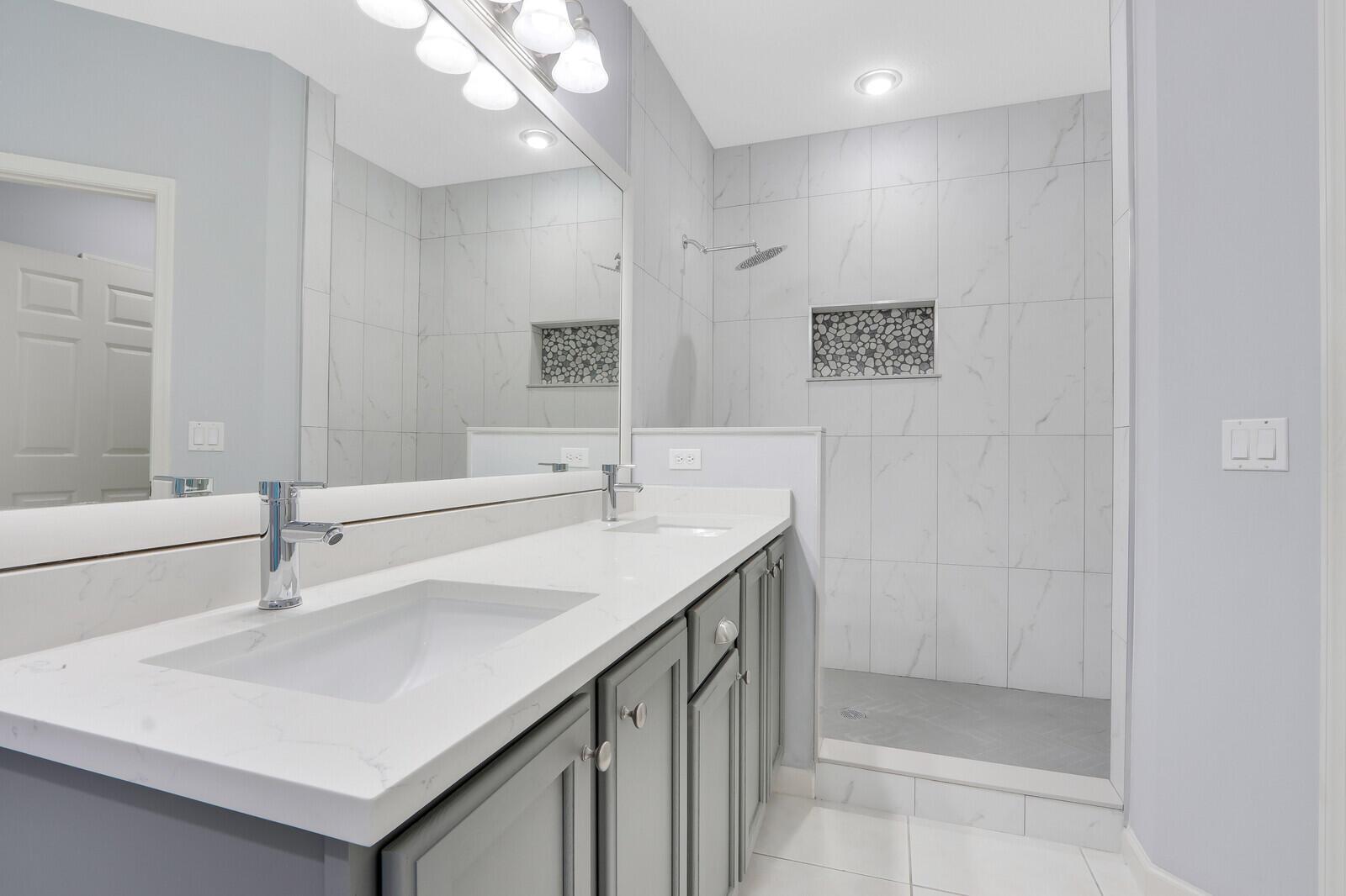 CASTLE PINES CONDOMINIUM - Residential Lease