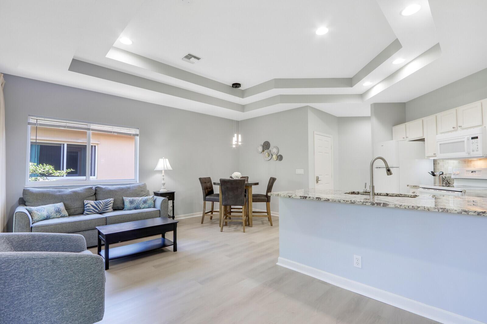 CASTLE PINES CONDOMINIUM - Residential Lease