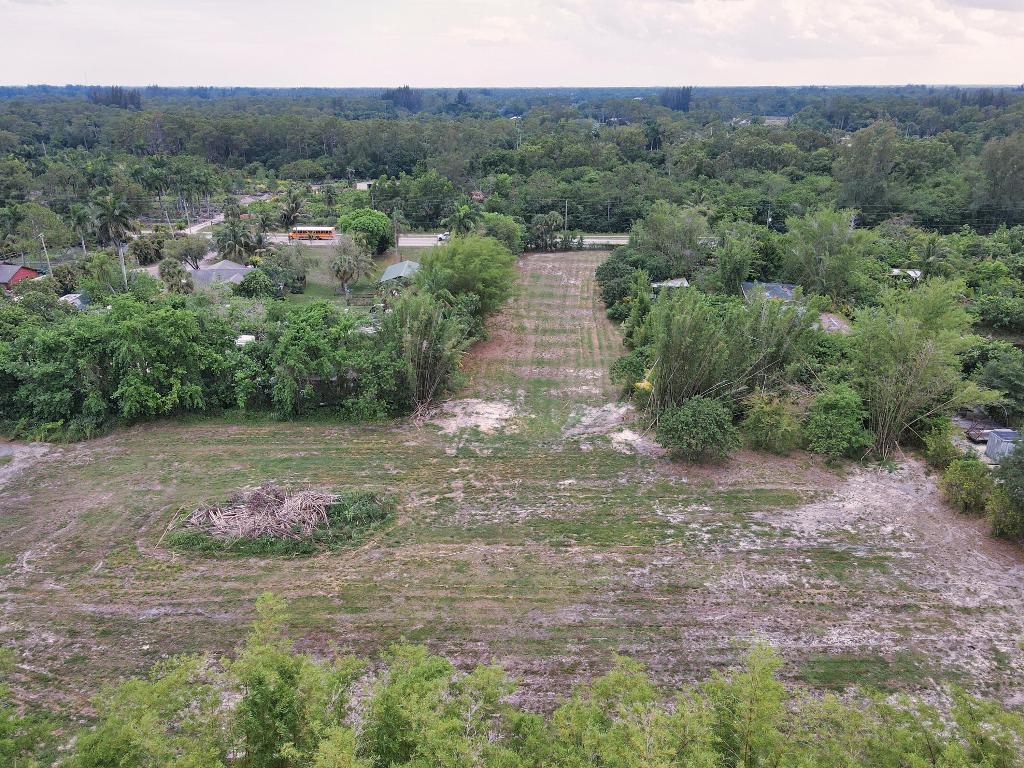 LOXAHATCHEE GROVES - Land