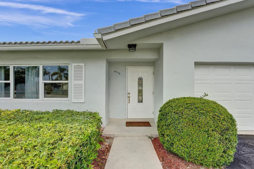 Photo of 4775 NW 5th Avenue, Boca Raton, FL 33431 (MLS # R11093405)