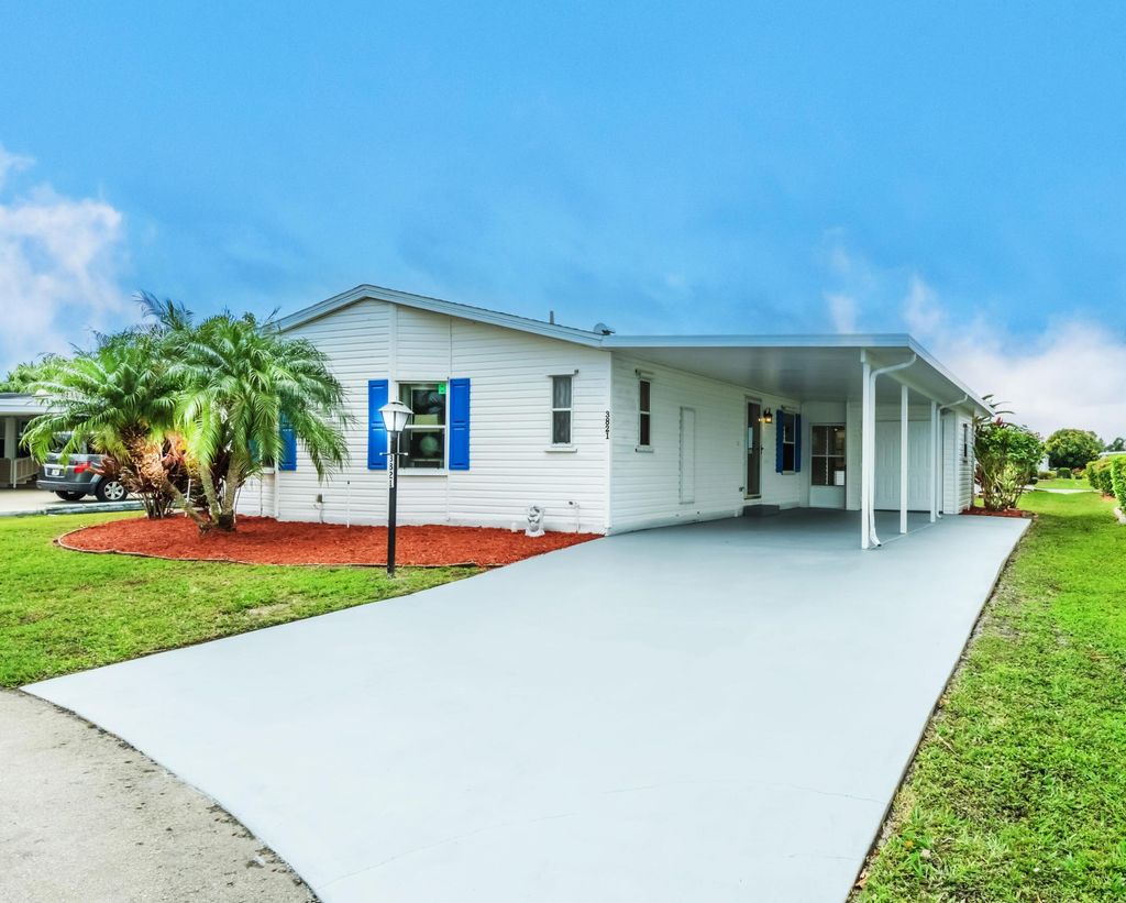 Photo of 3821 Spatterdock Lane, Port Saint Lucie, FL 34952 (MLS # R10953536)