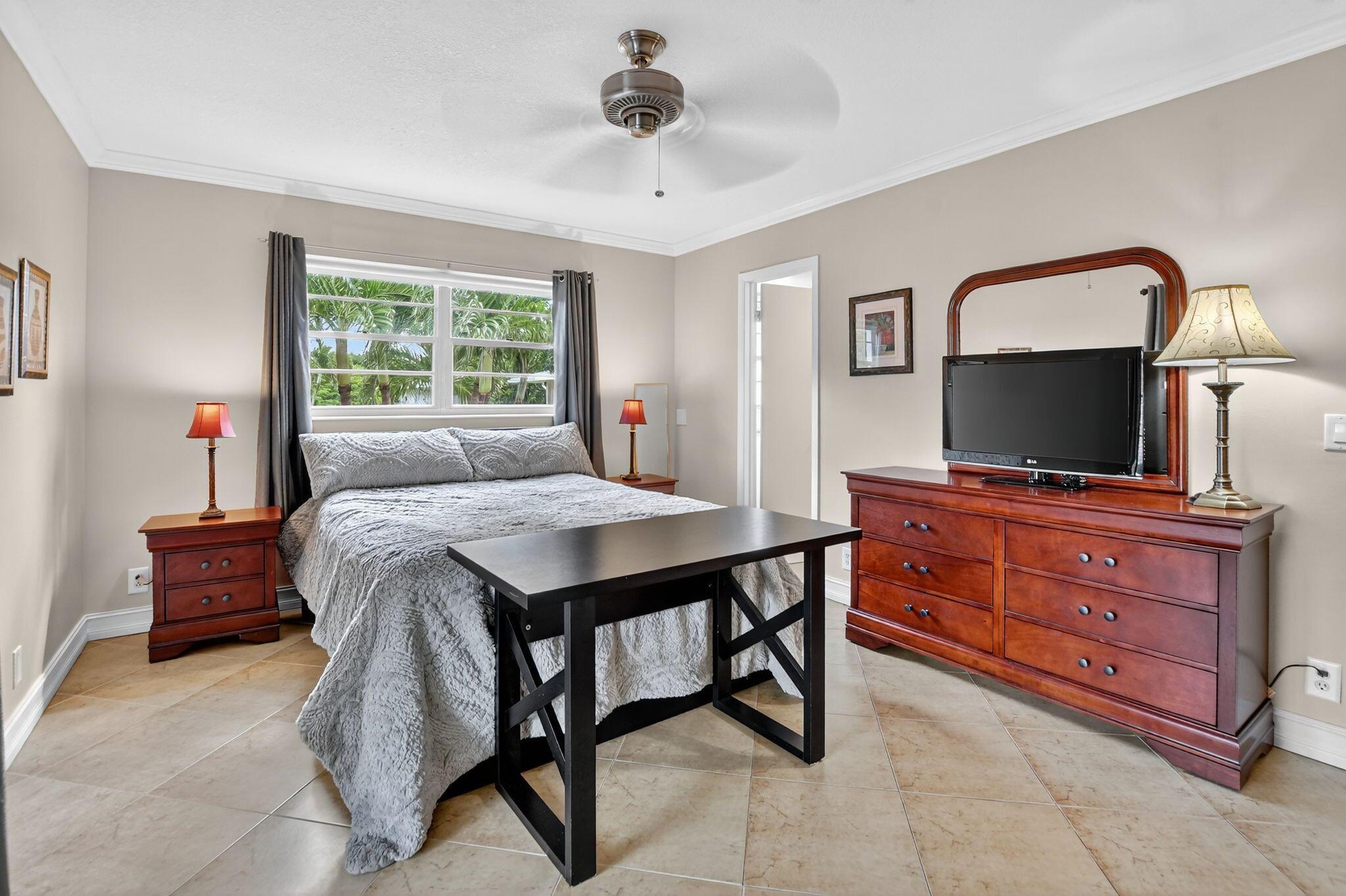 TILFORD W CONDO - Residential