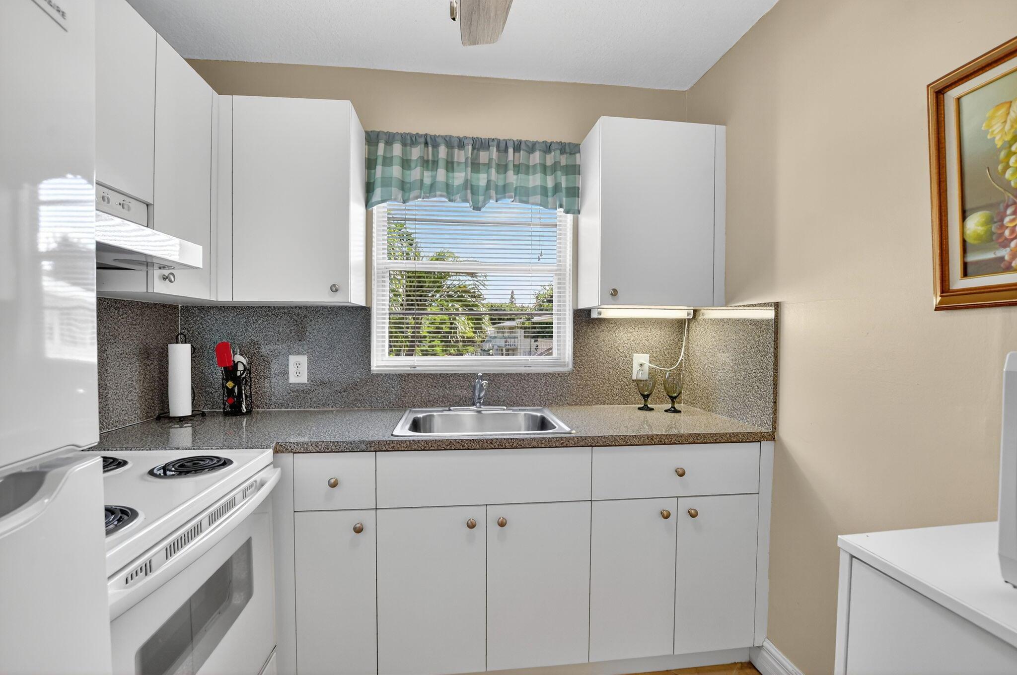TILFORD W CONDO - Residential