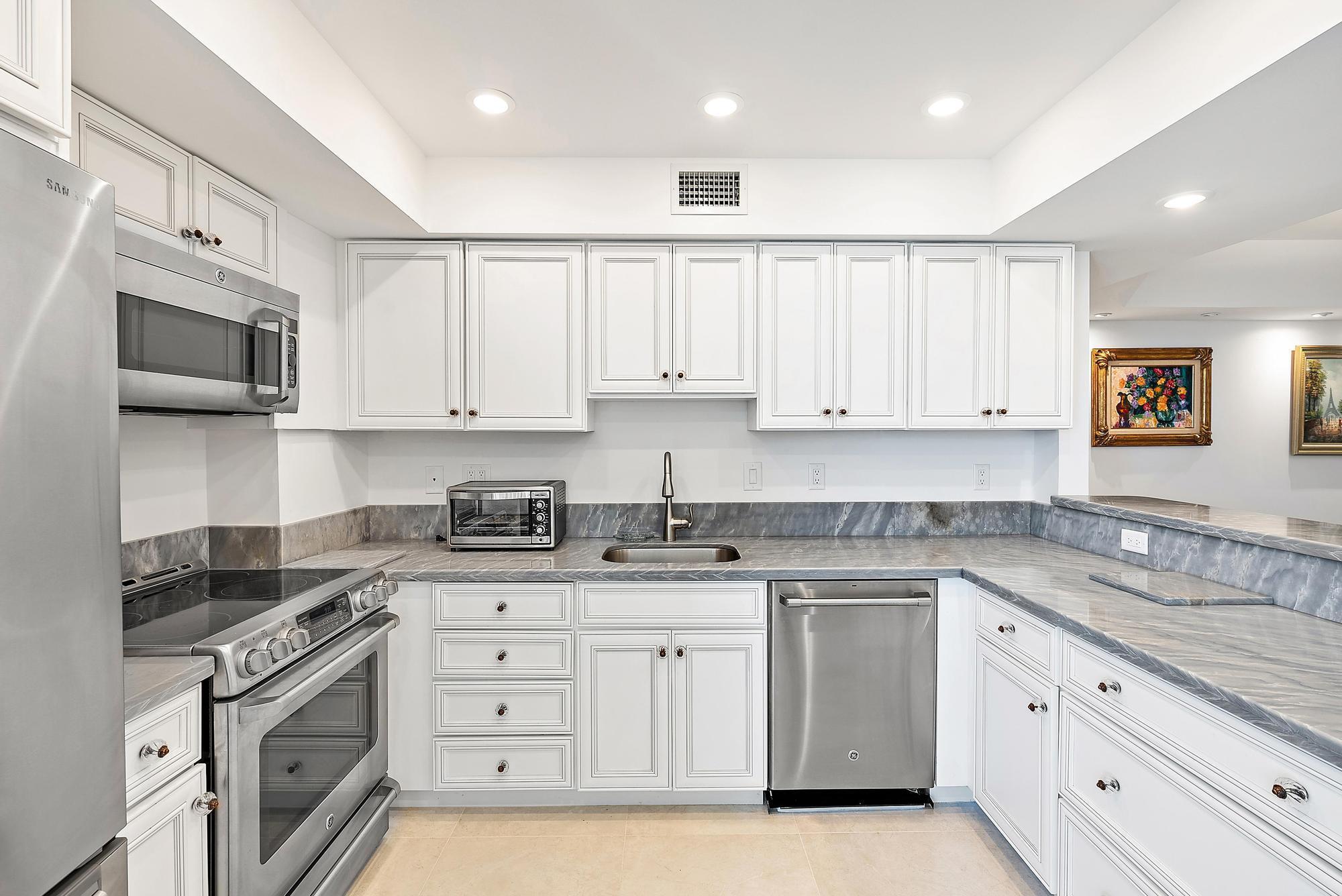 3300 S Ocean Boulevard 408n