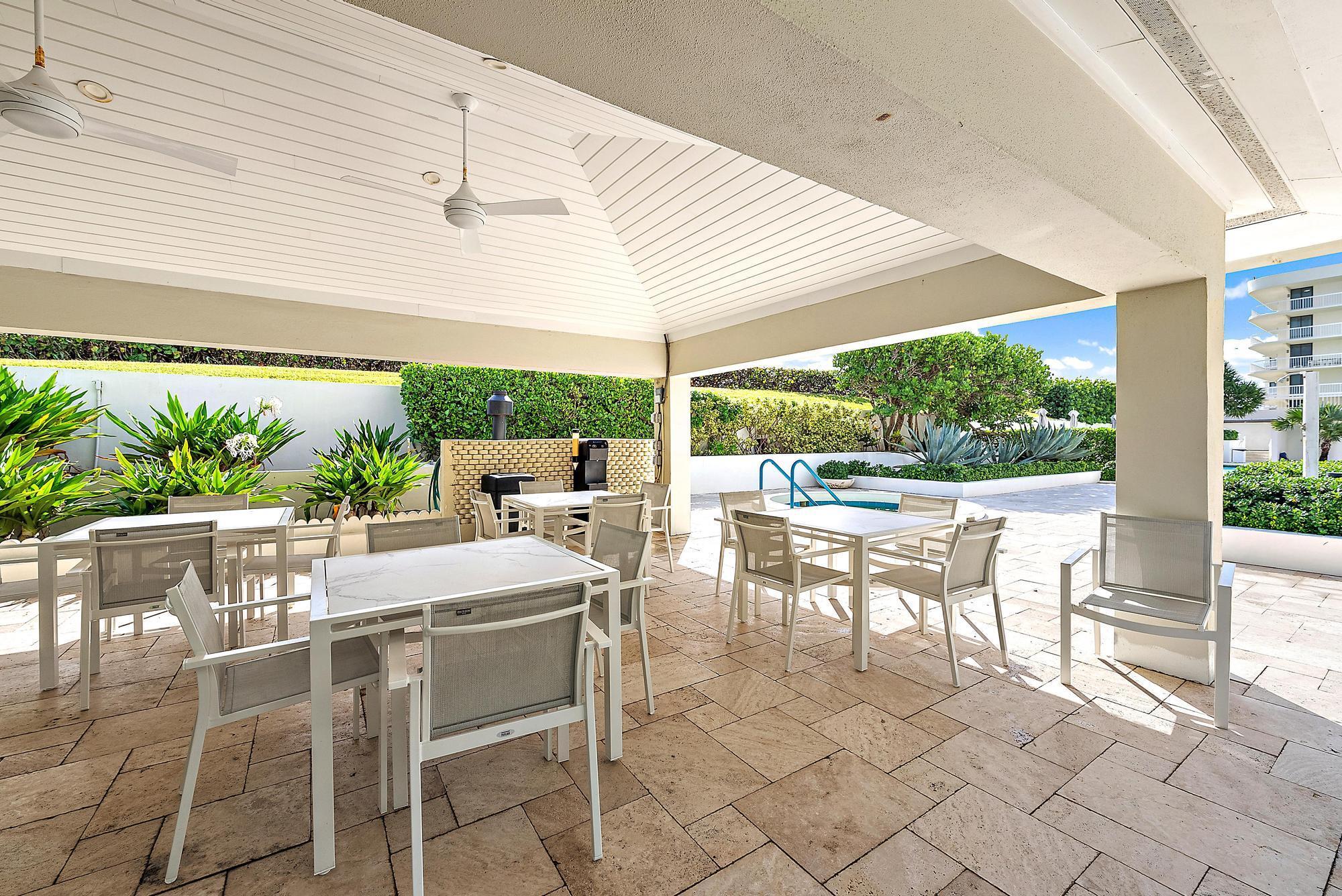 MERIDIAN OF PALM BEACH CO - Residential Lease