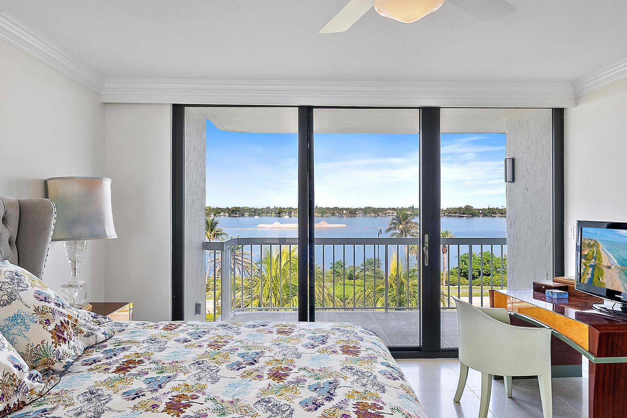 MERIDIAN OF PALM BEACH CO - Residential Lease