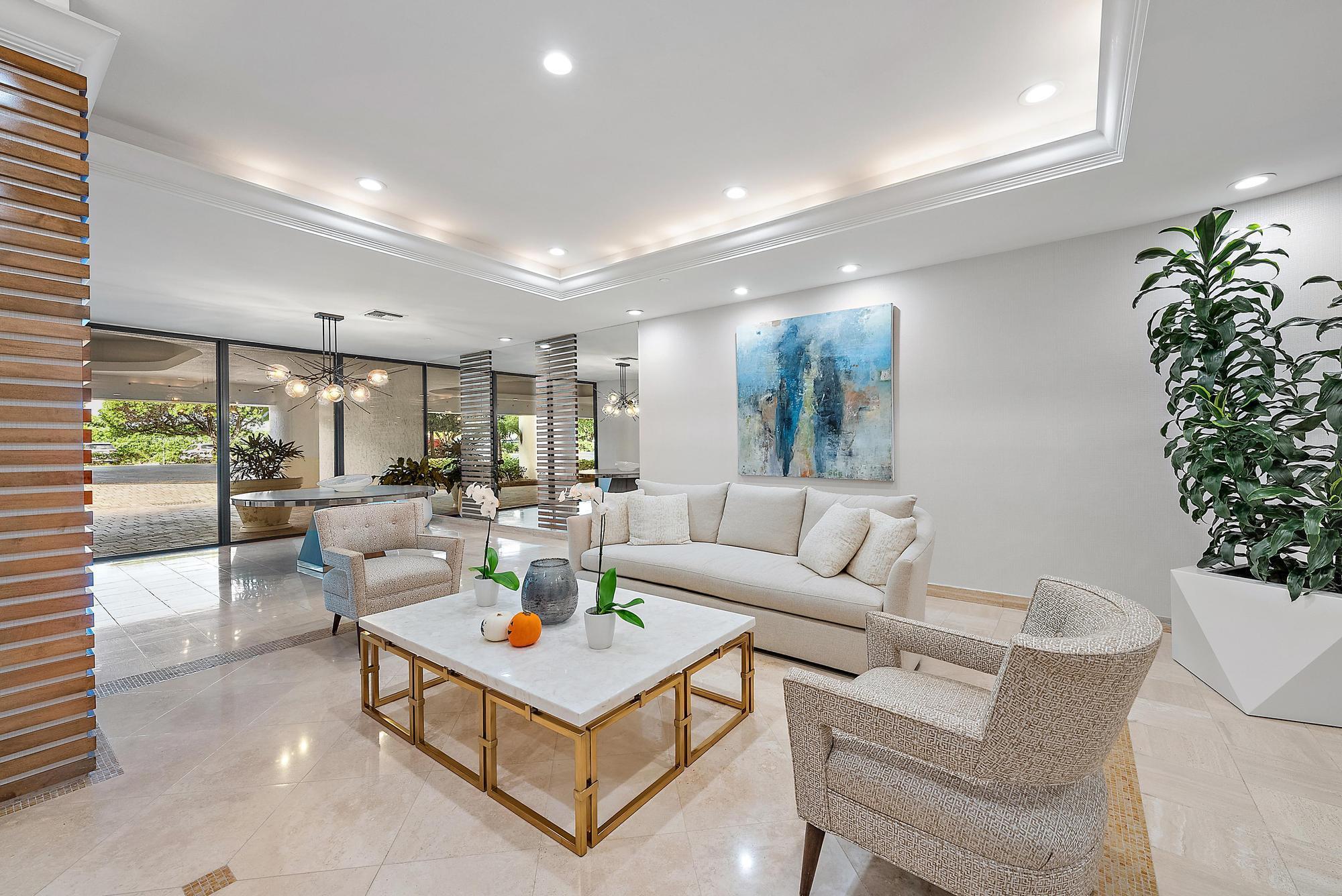 MERIDIAN OF PALM BEACH CO - Residential Lease