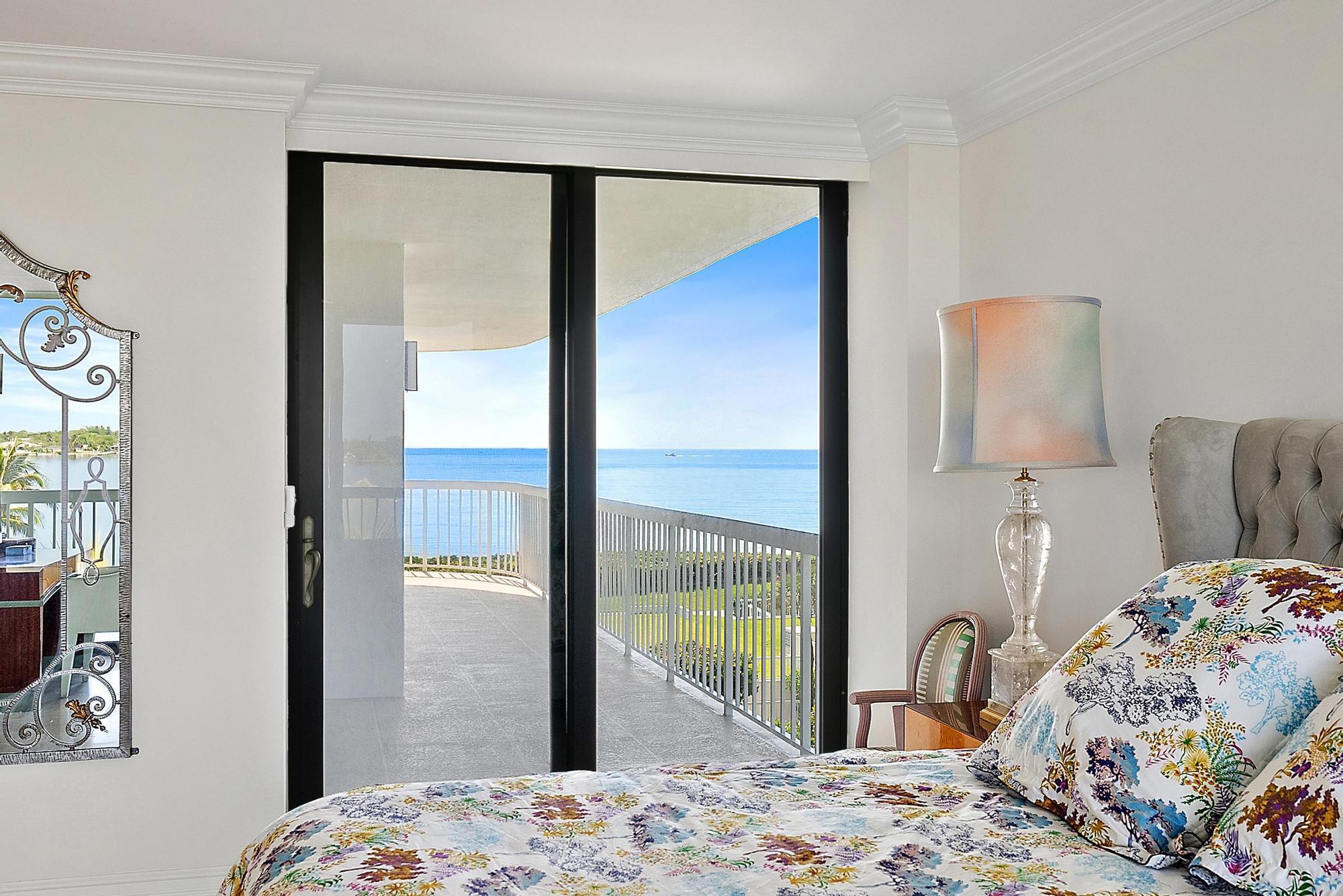 MERIDIAN OF PALM BEACH CO - Residential Lease