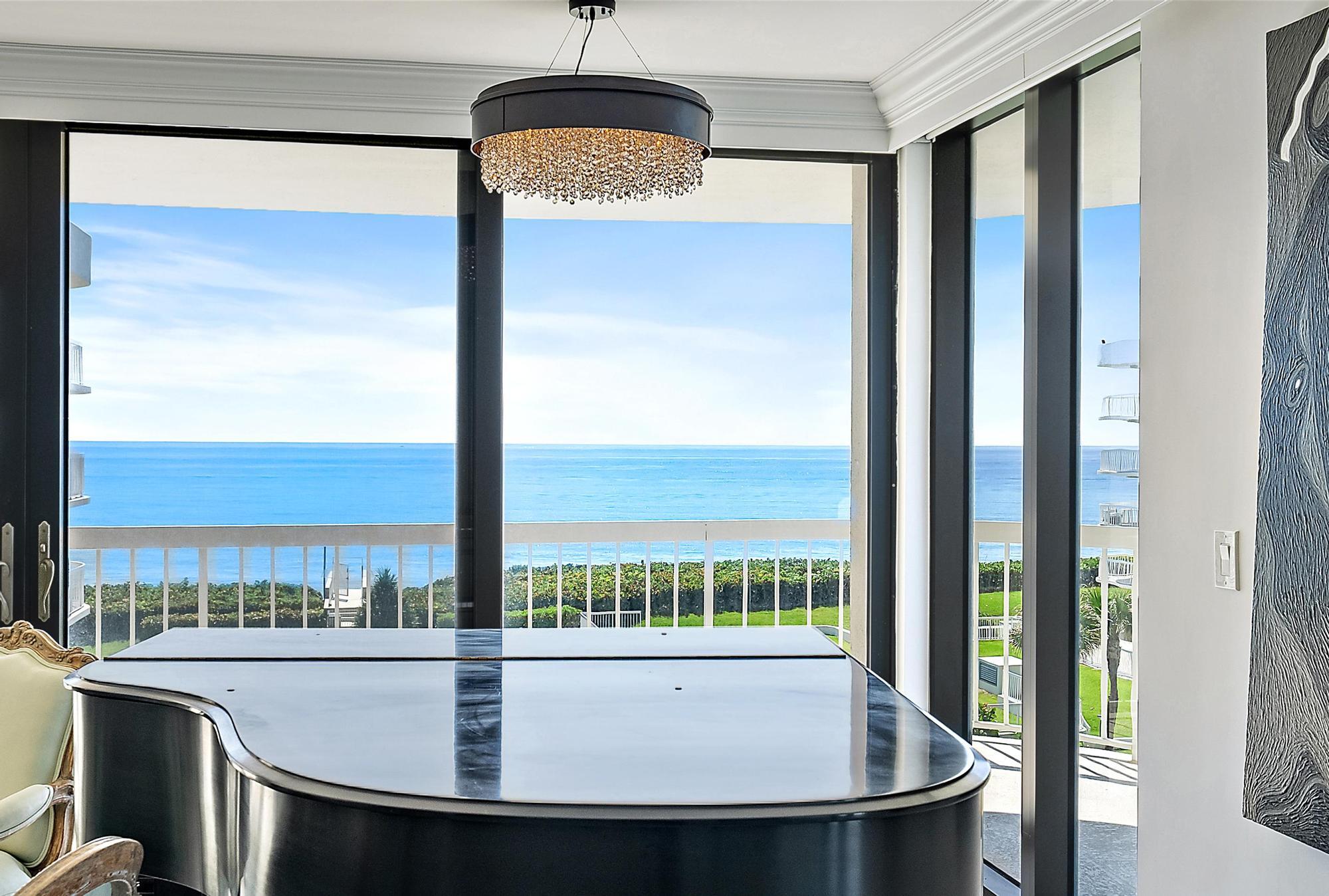 MERIDIAN OF PALM BEACH CO - Residential Lease