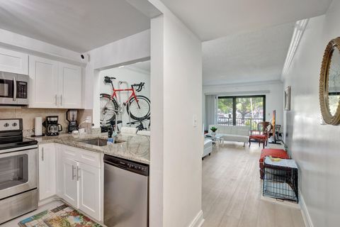 Condominium in Fort Lauderdale FL 900 River Reach Drive Dr 4.jpg