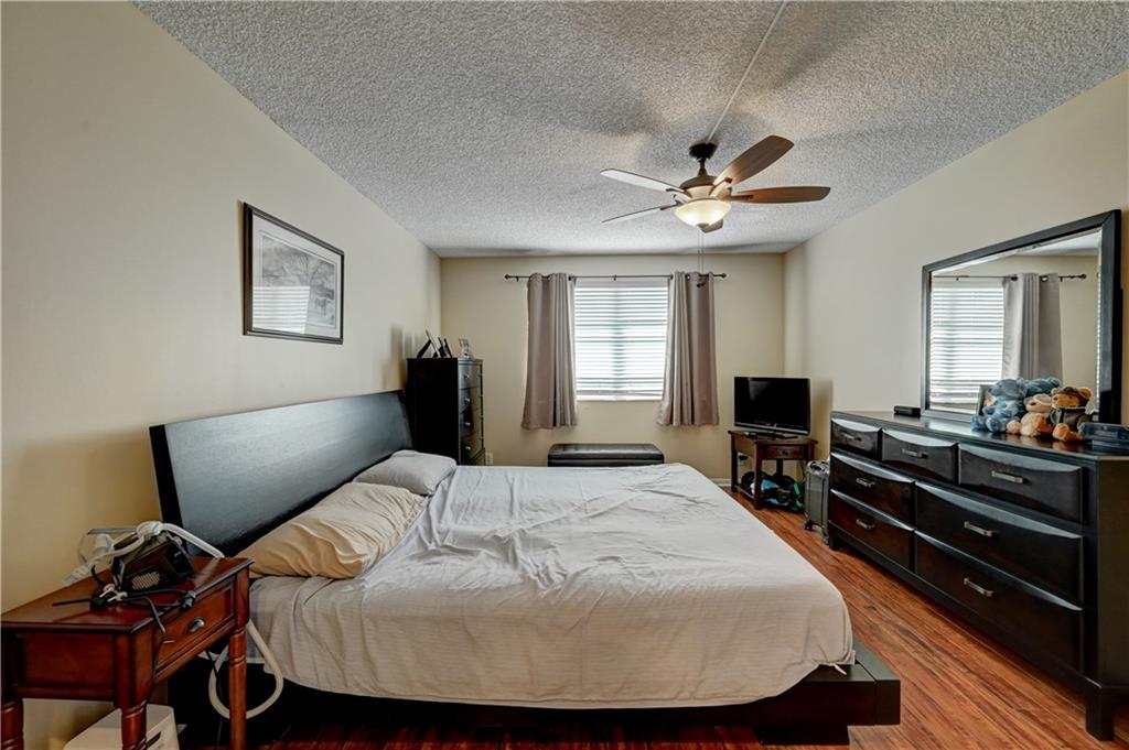 WYNMOOR VILLAGE - Residential