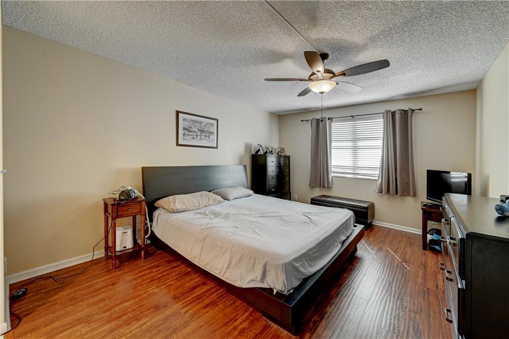 WYNMOOR VILLAGE - Residential