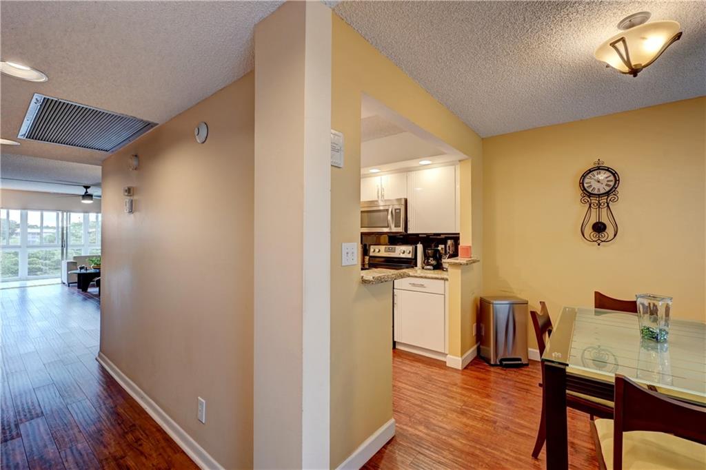 WYNMOOR VILLAGE - Residential