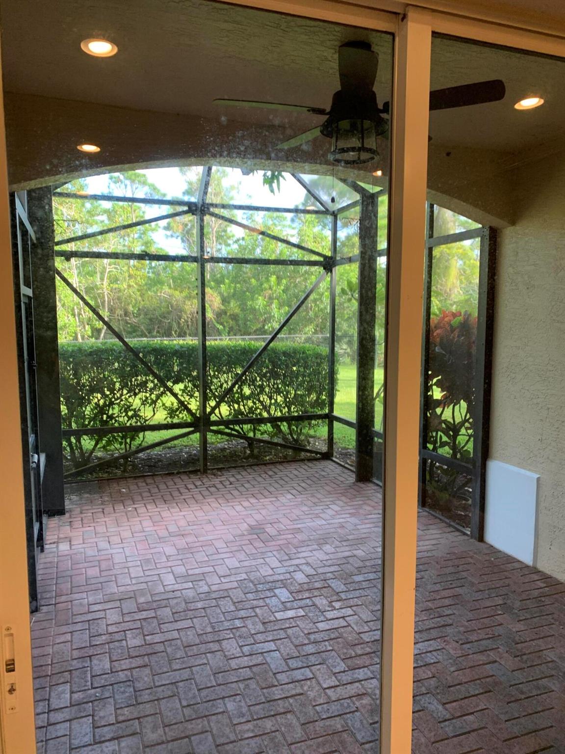 399 SW Walking Path