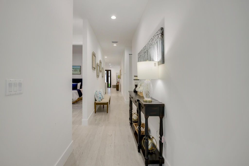 Photo of 6755 2nd Street, Jupiter, FL 33458 (MLS # R10996290)