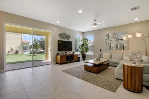 A home in Port Saint Lucie