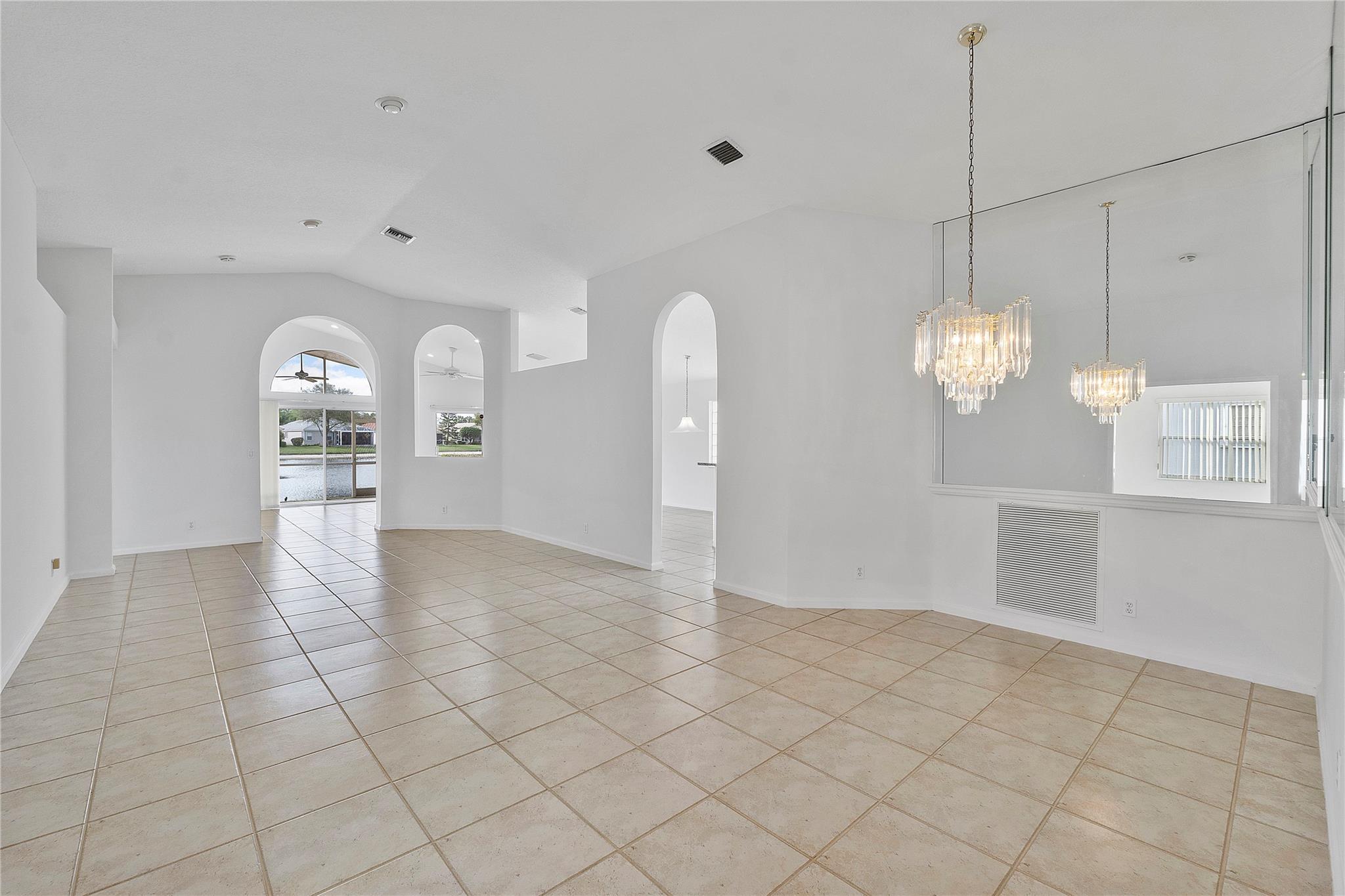 Coral Lakes 04 - Residential