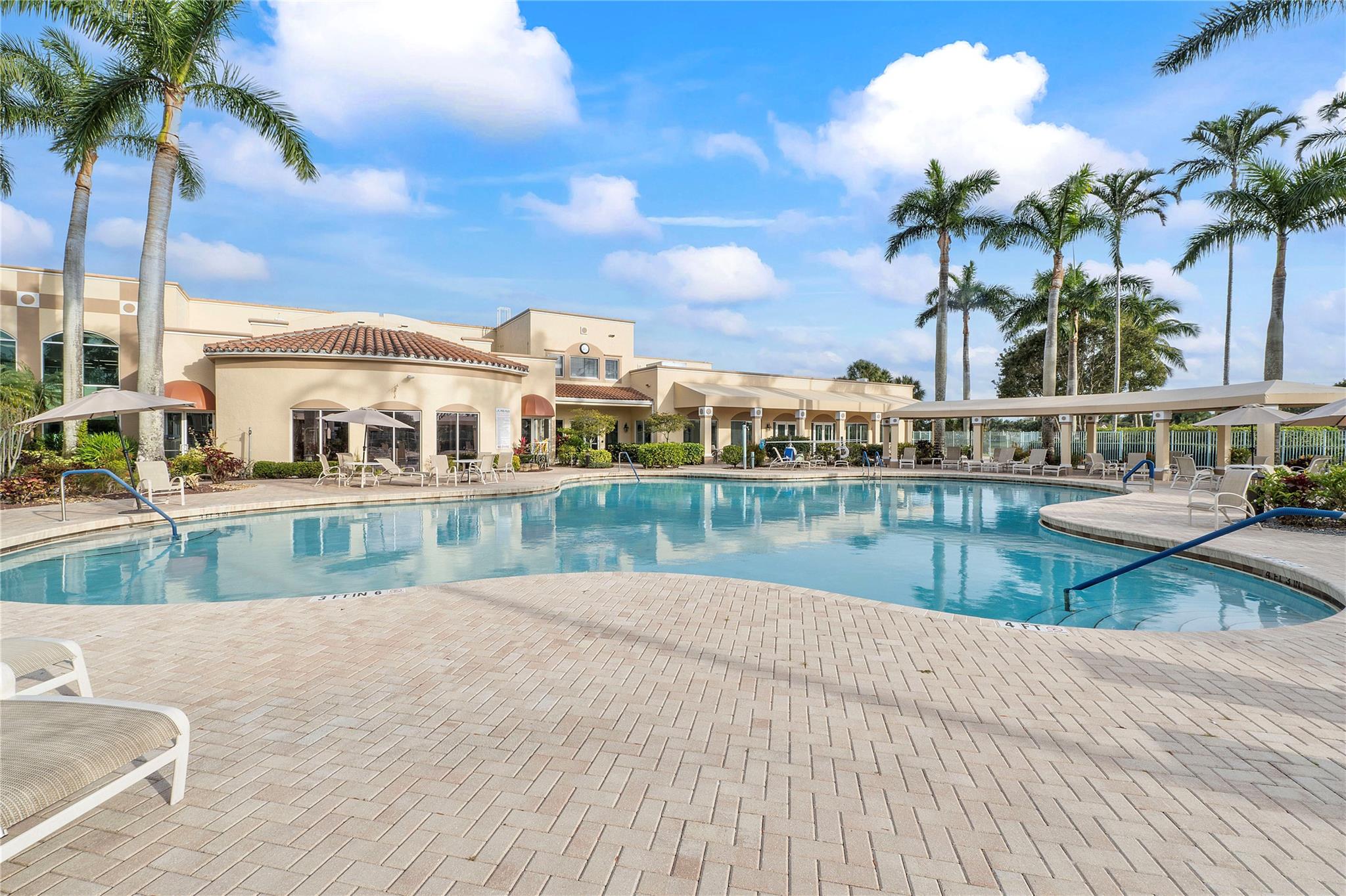 Coral Lakes 04 - Residential