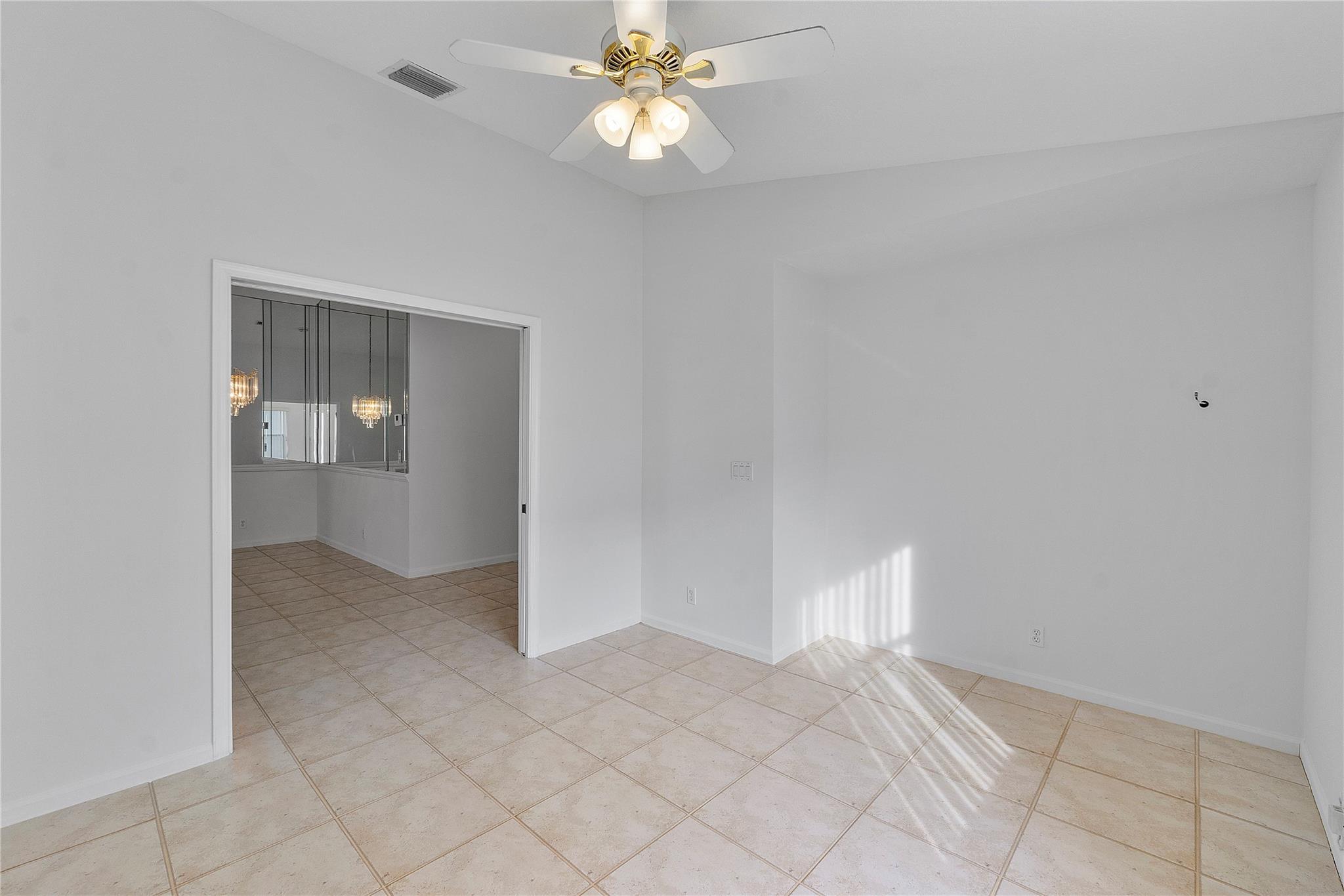 Coral Lakes 04 - Residential