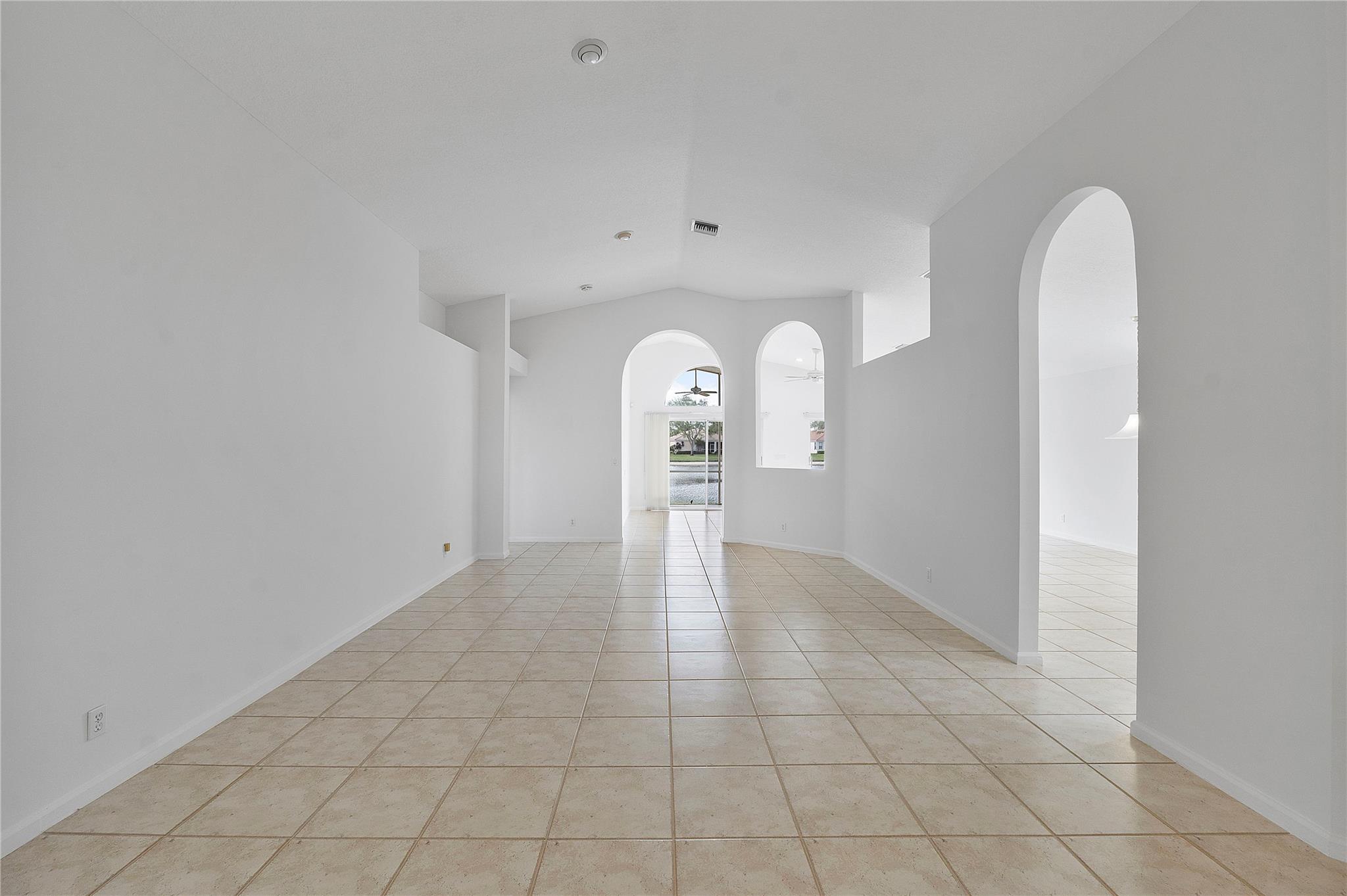 Coral Lakes 04 - Residential