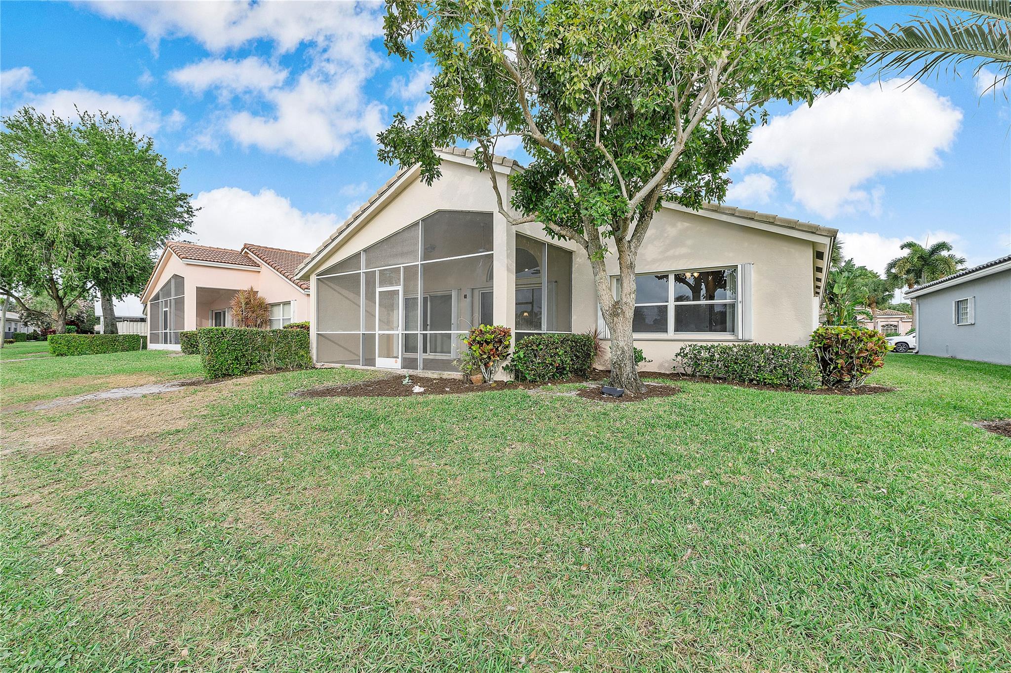 Coral Lakes 04 - Residential