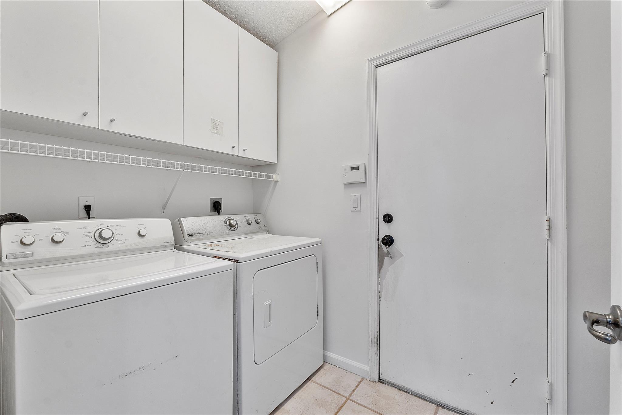 Coral Lakes 04 - Residential