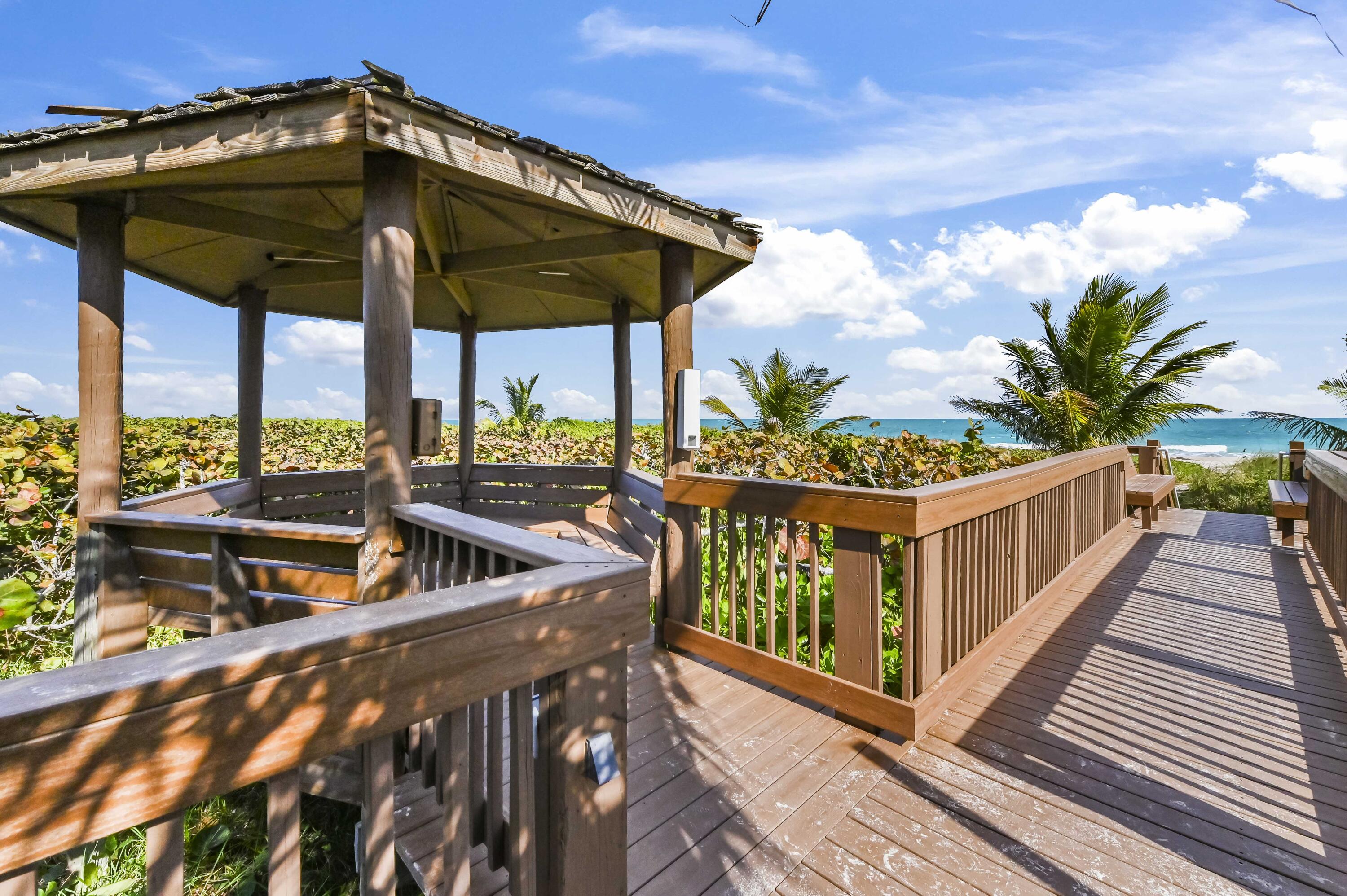 SEAWARD AT ATLANTIC VIEW CONDOMINIUM - Residential