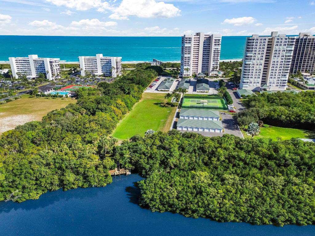 SEAWARD AT ATLANTIC VIEW CONDOMINIUM - Residential