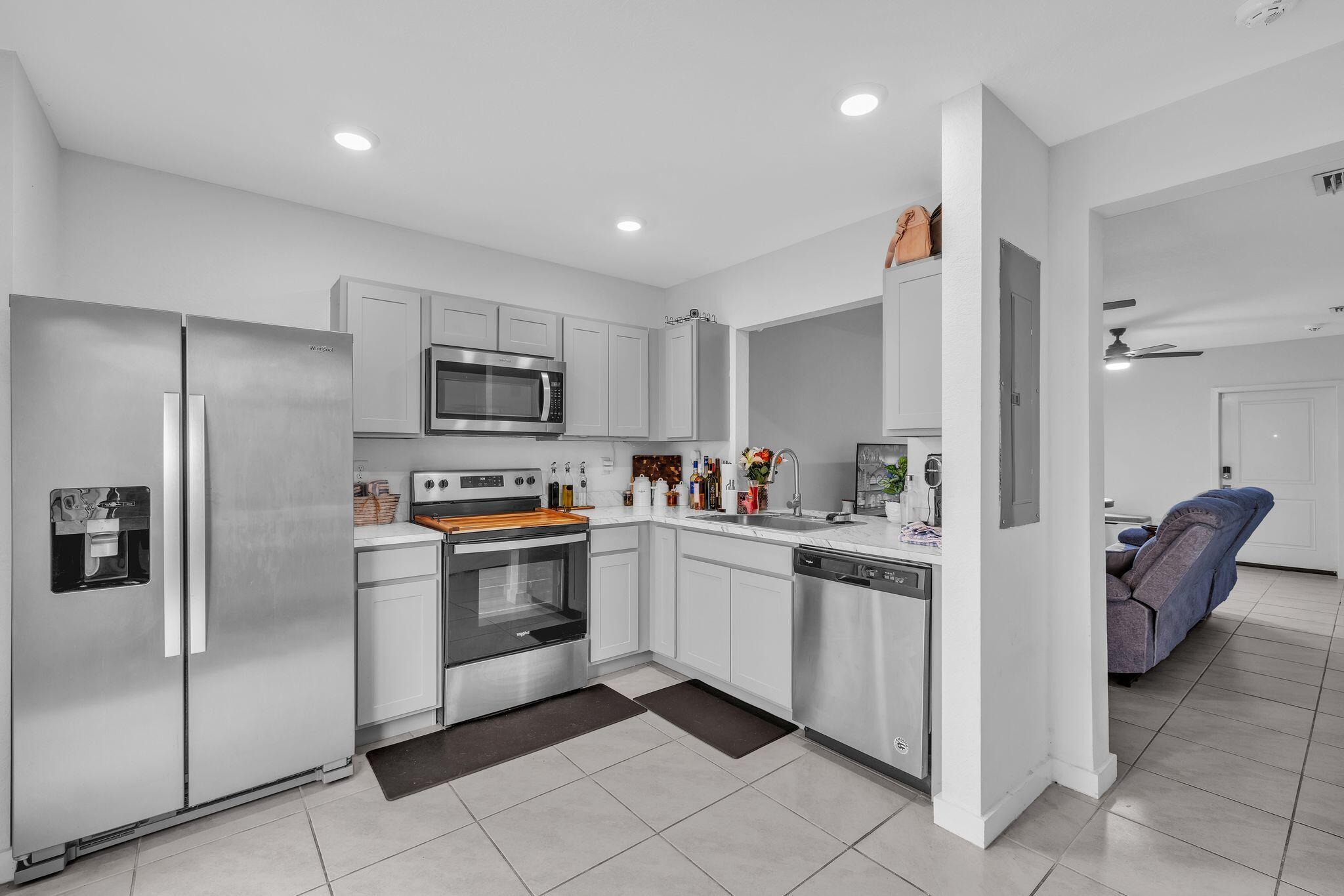 KEYS POINTE FVP SUBDIVISI - Residential