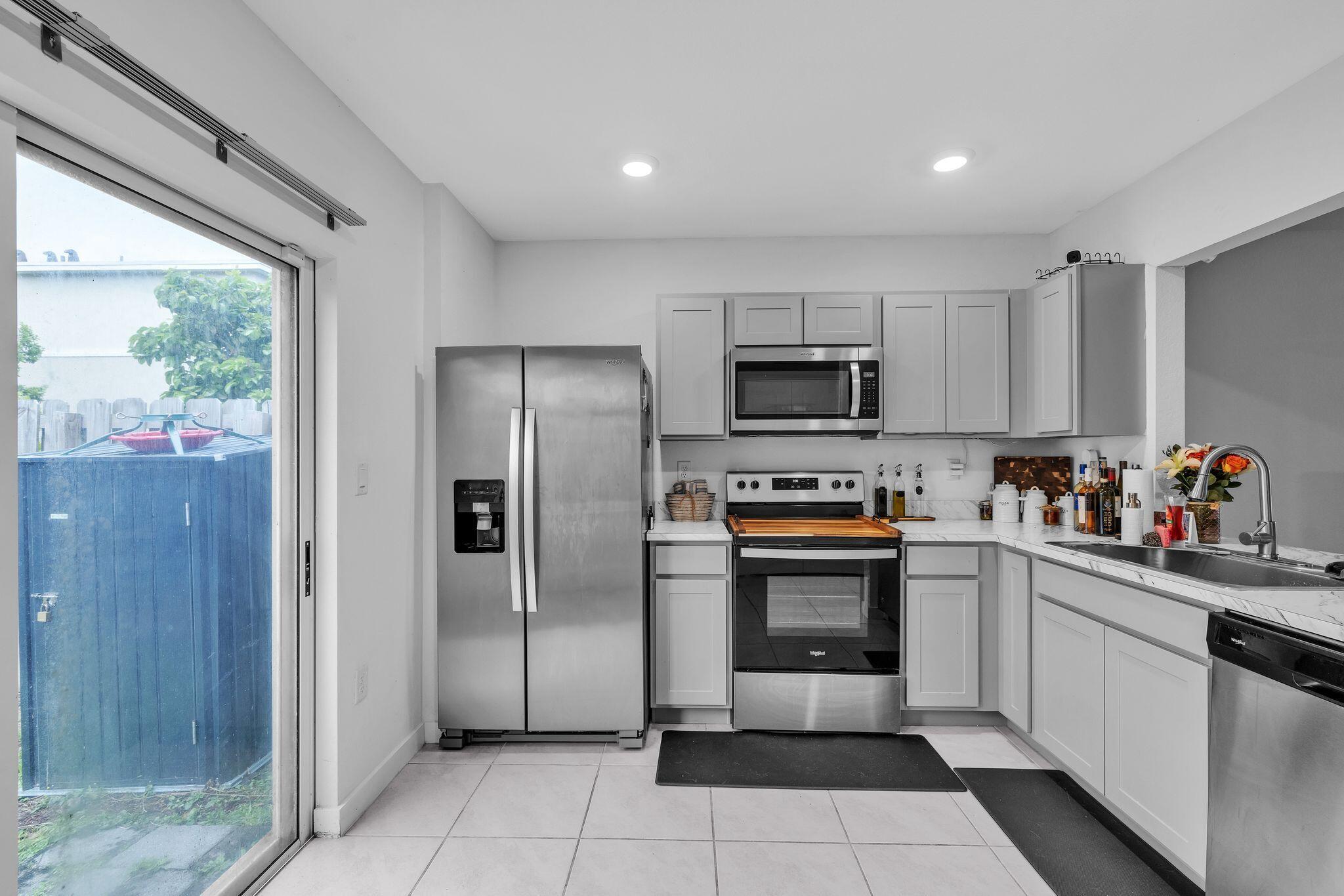 KEYS POINTE FVP SUBDIVISI - Residential