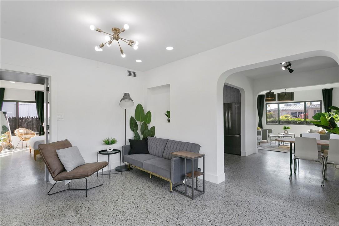 OAKLAND PARK SECOND ADD - Residential