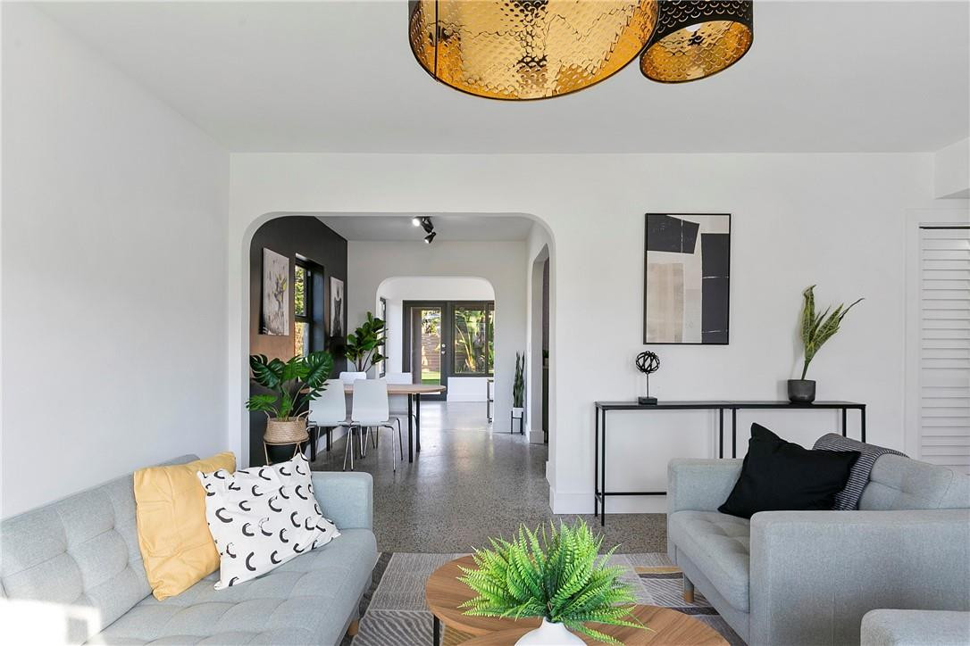 OAKLAND PARK SECOND ADD - Residential