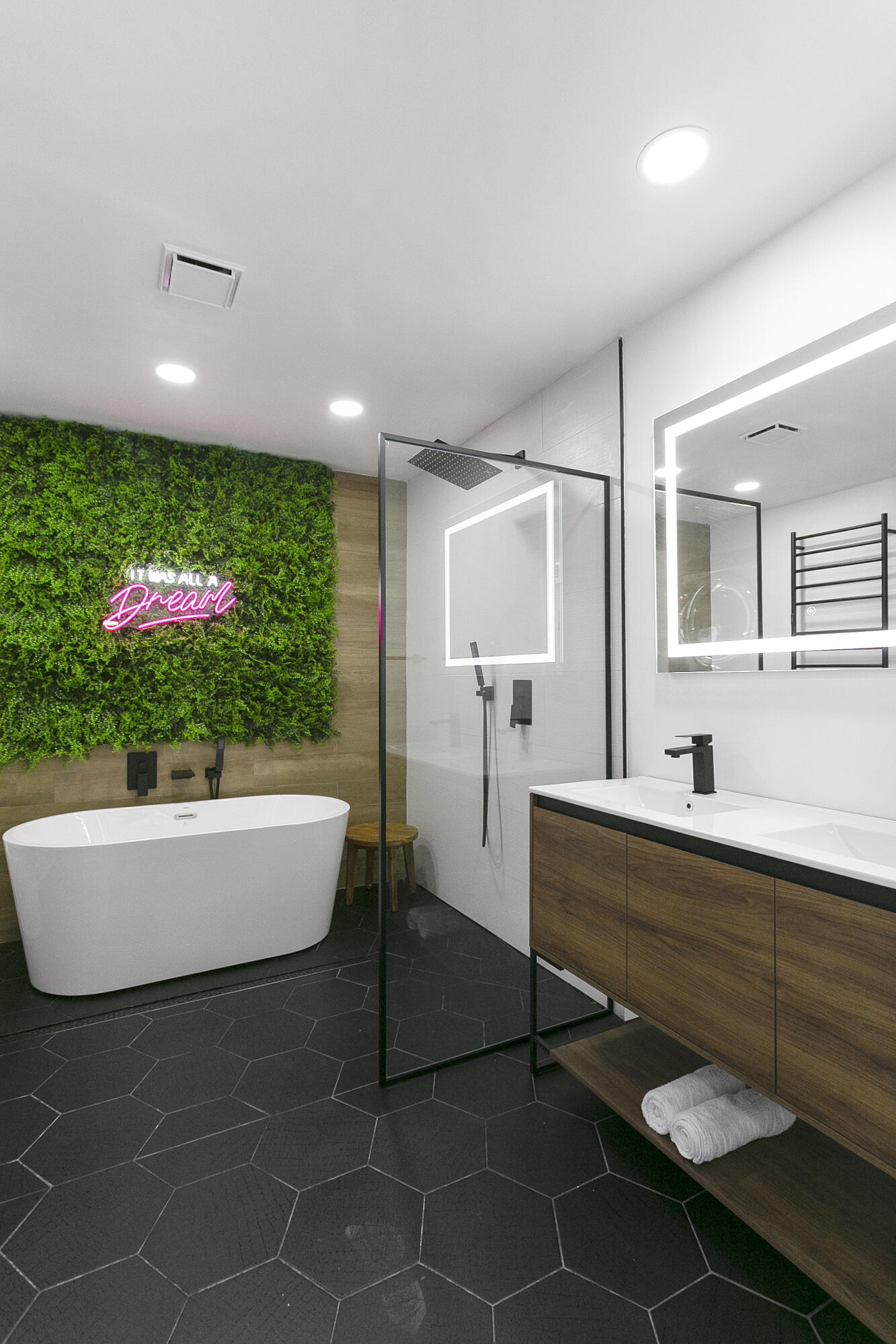 OAKLAND PARK SECOND ADD - Residential